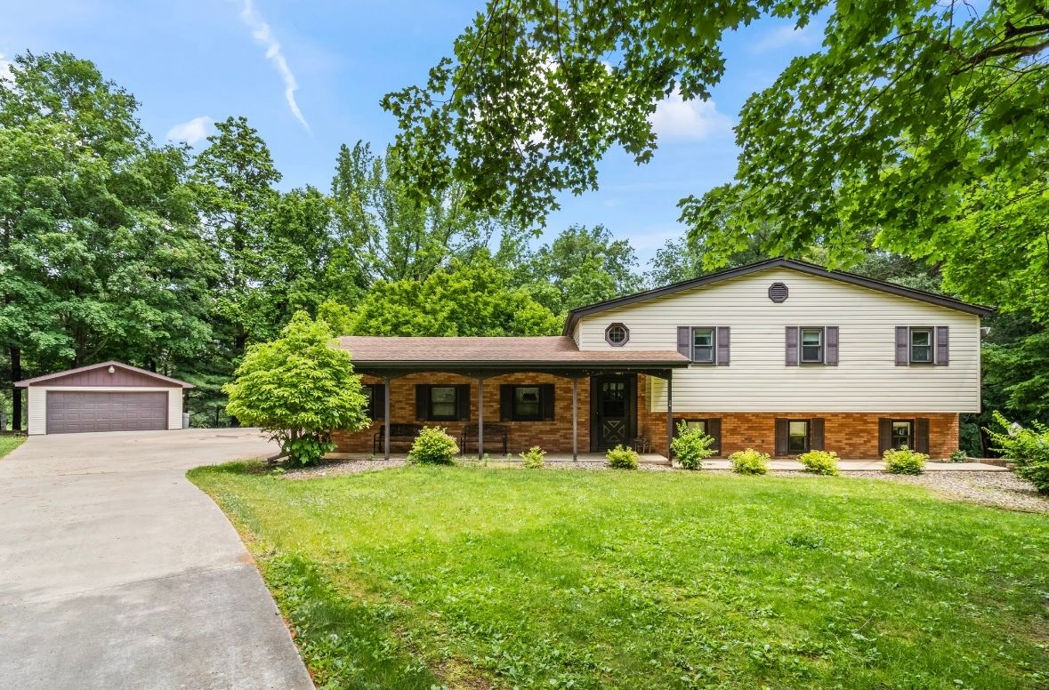 1368 E 16th Road — Streator, IL 61364