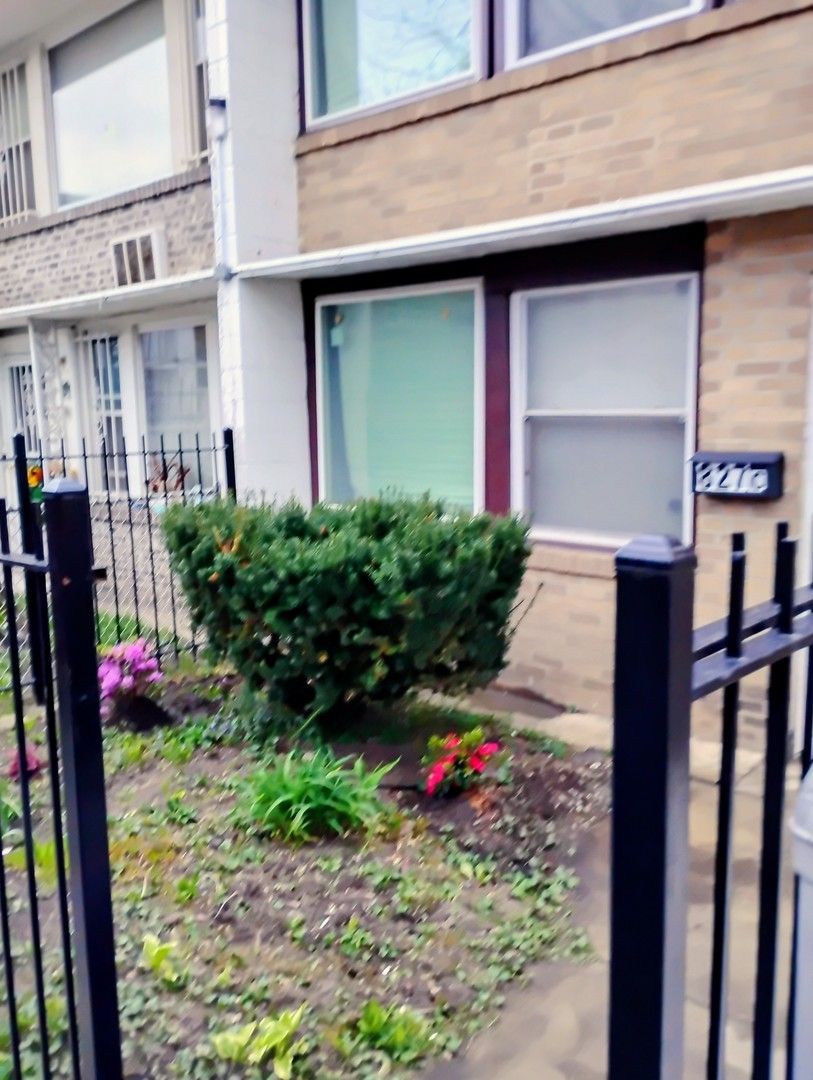 827 E 48th Street #C — Chicago, IL 60615
