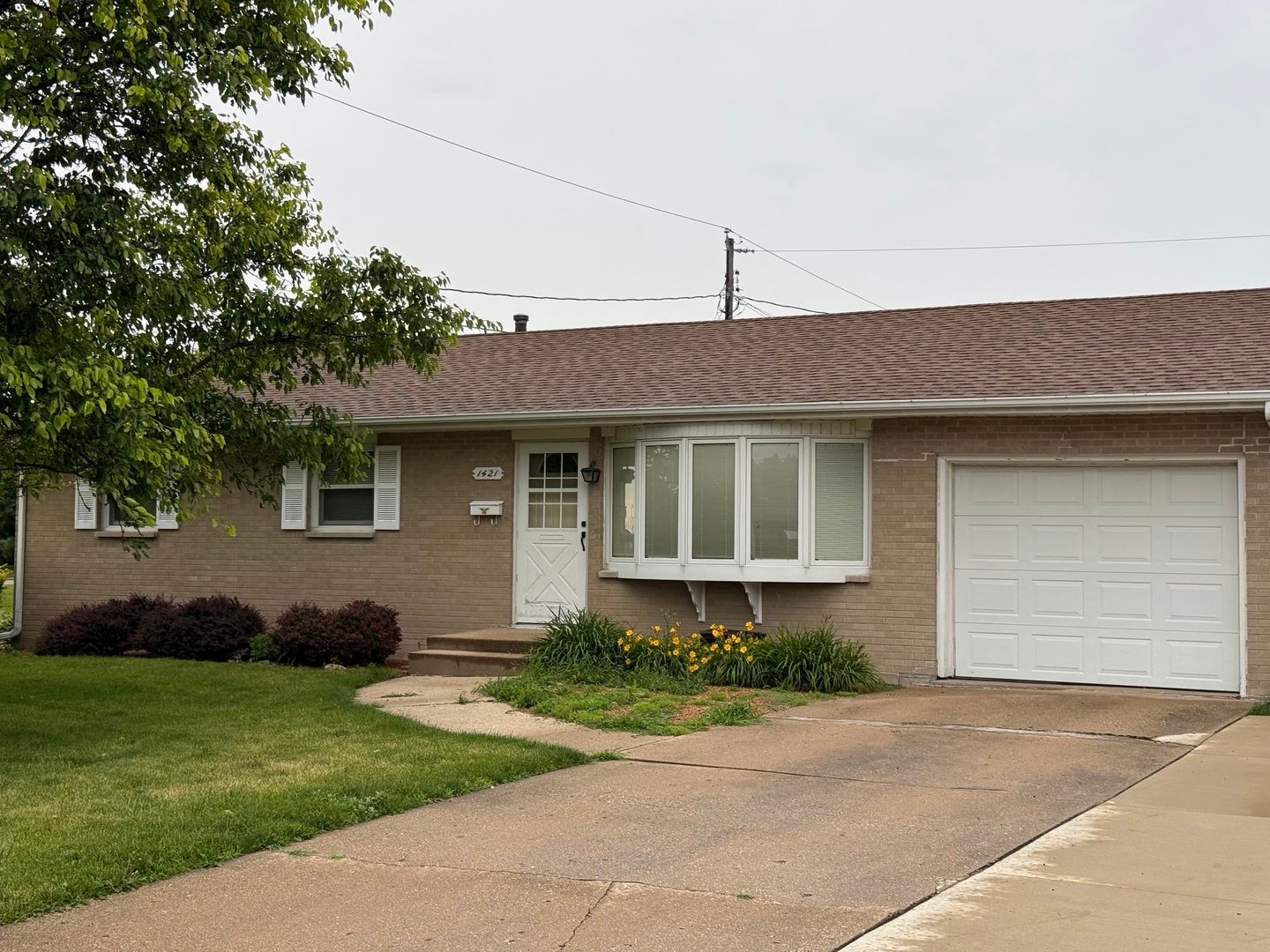 1421 25th Street — Peru, IL 61354