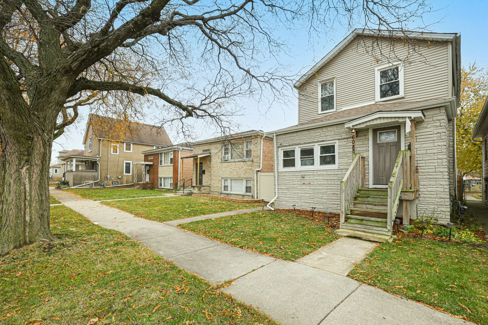 608 S 12th Avenue — Maywood, IL 60153