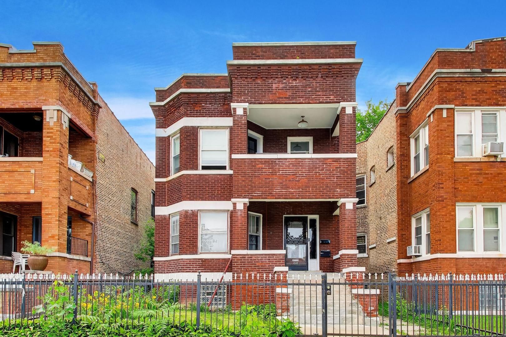 1218 N Mason Avenue — Chicago, IL 60651
