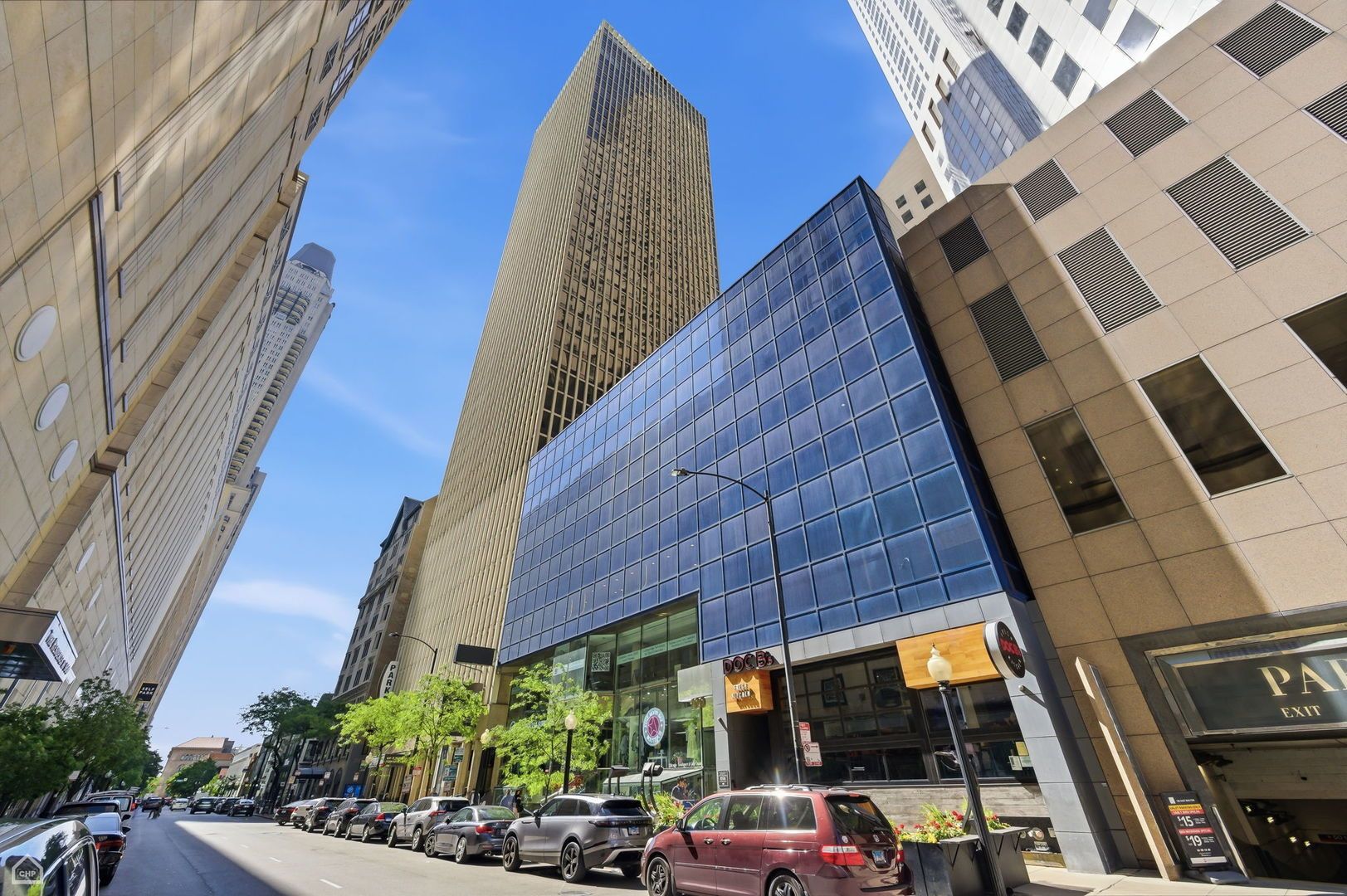 100 E Walton Street #36C — Chicago, IL 60611