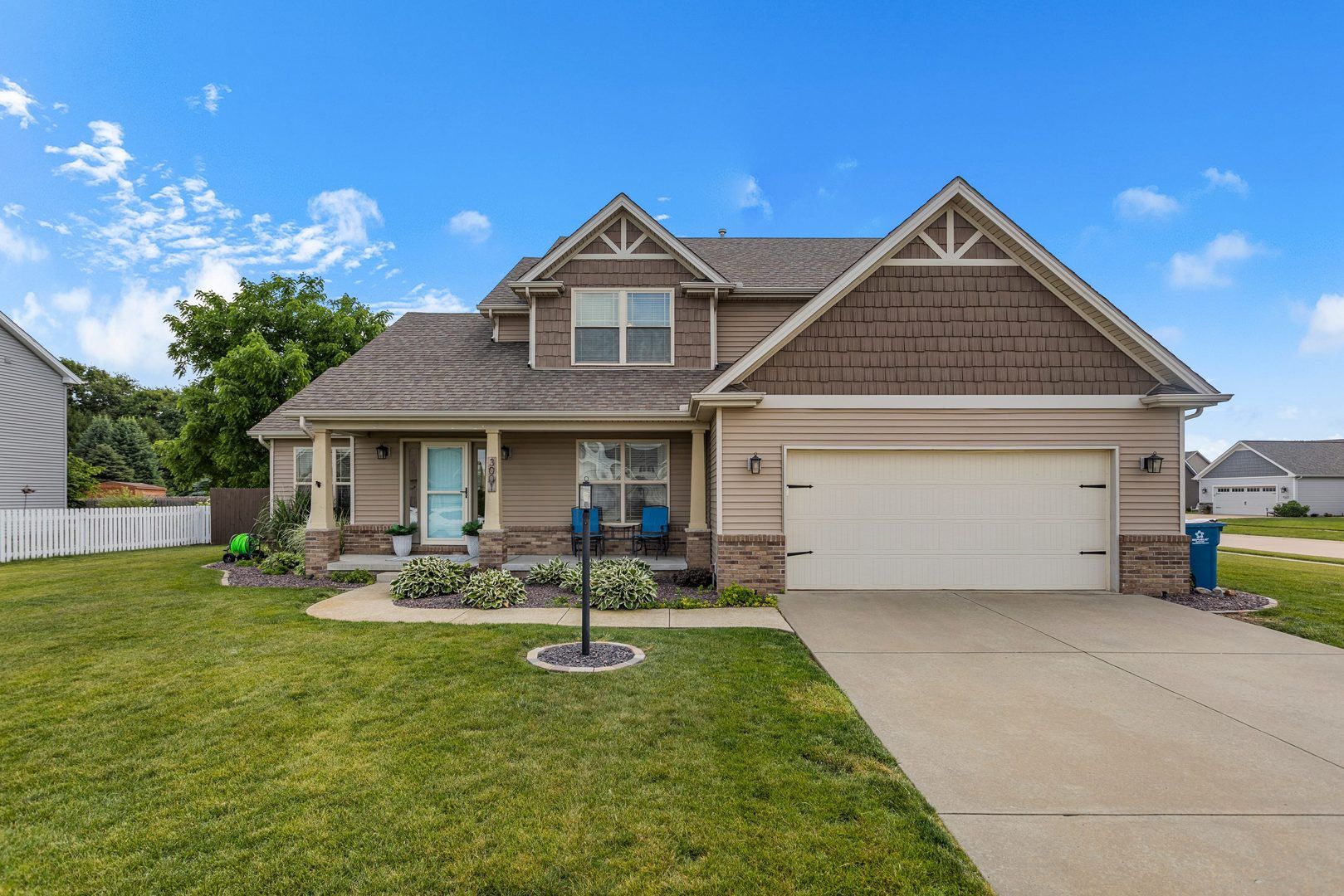 3001 Applewood Drive — Monticello, IL 61856