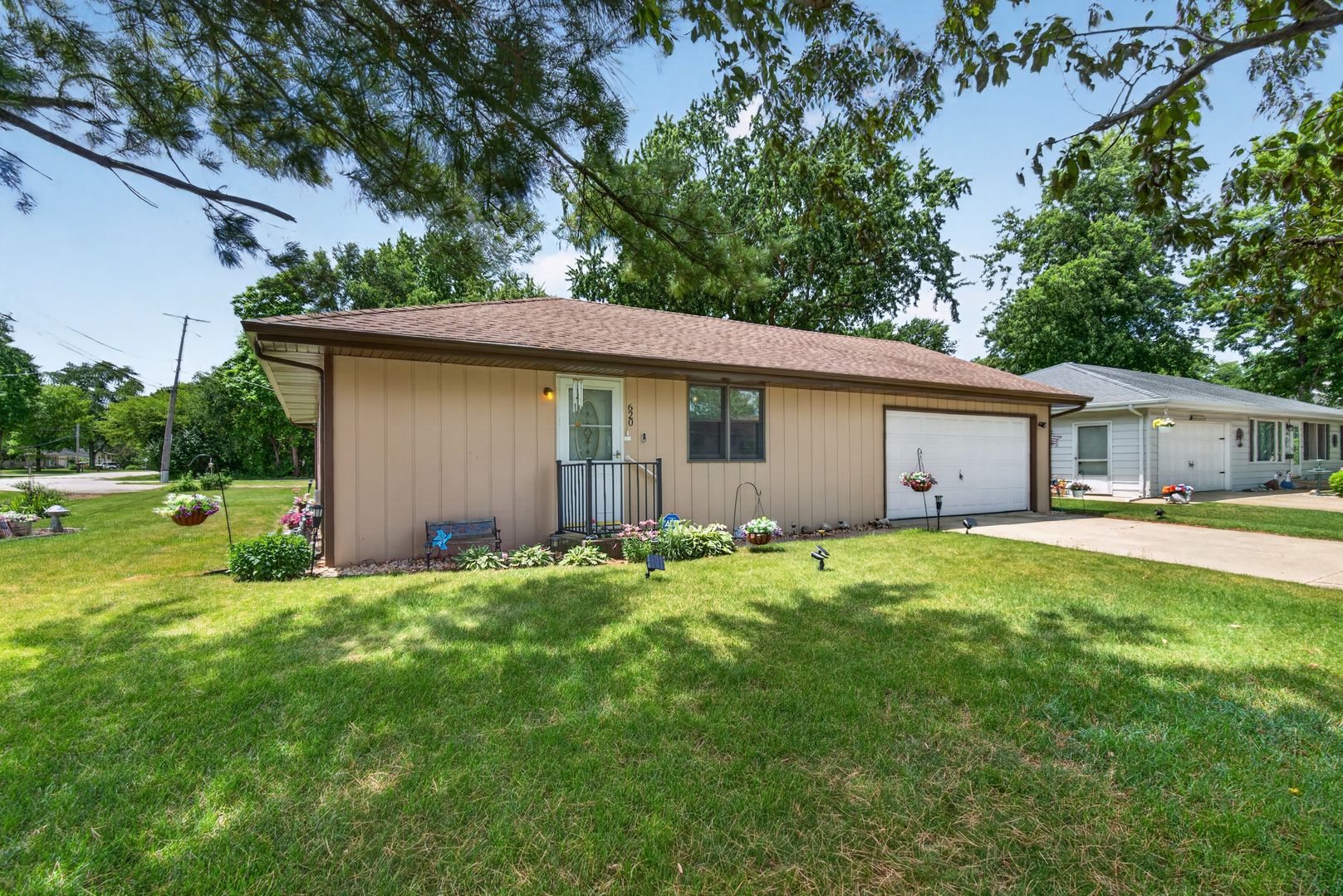 620 N 1st Street — Coal City, IL 60416