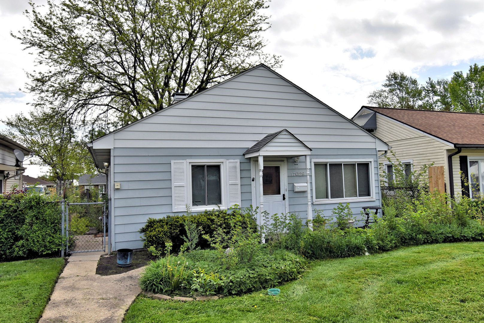 17029 Lorenz Avenue — Lansing, IL 60438