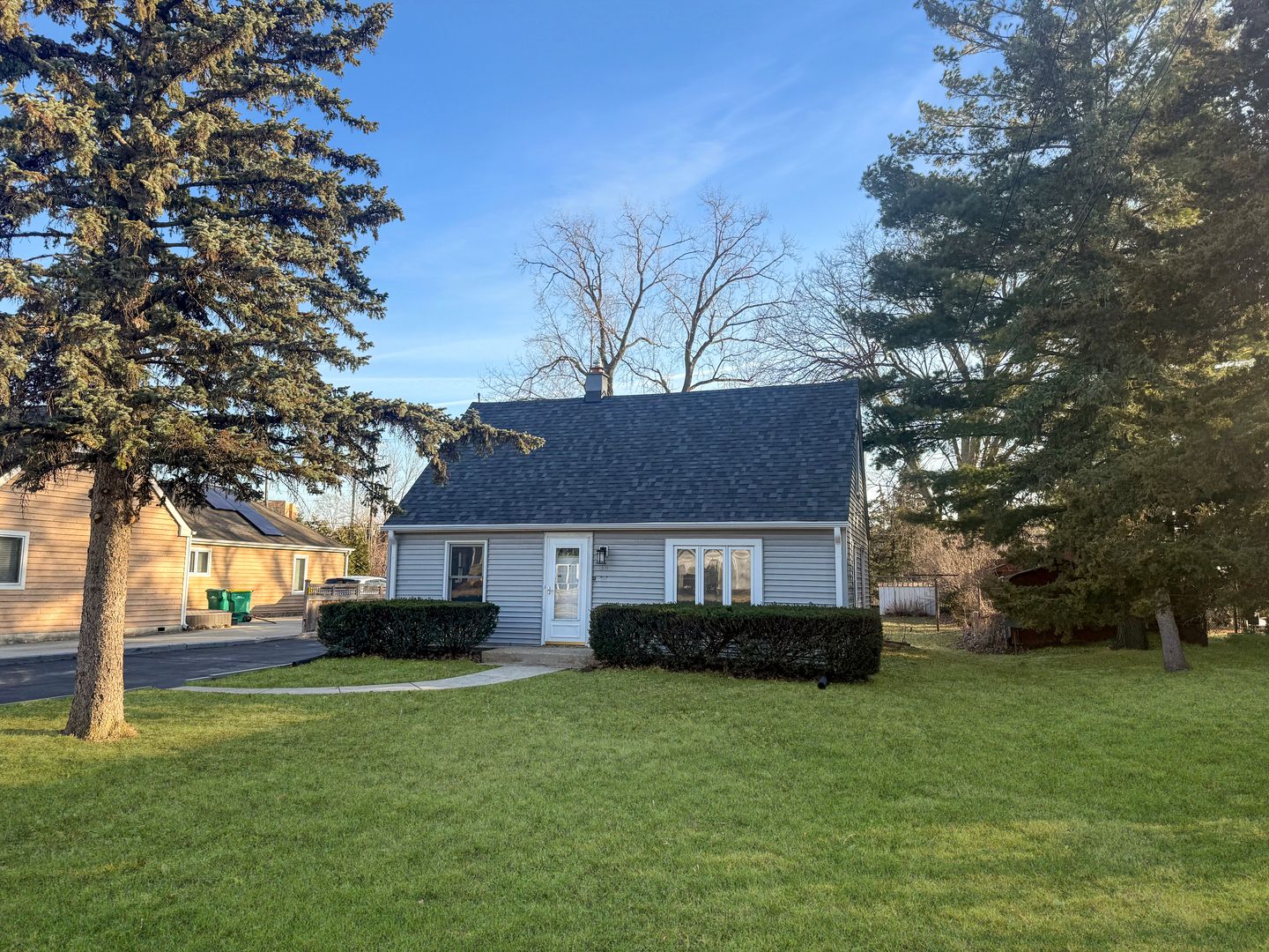 405 E Prairie Avenue — Lombard, IL 60148