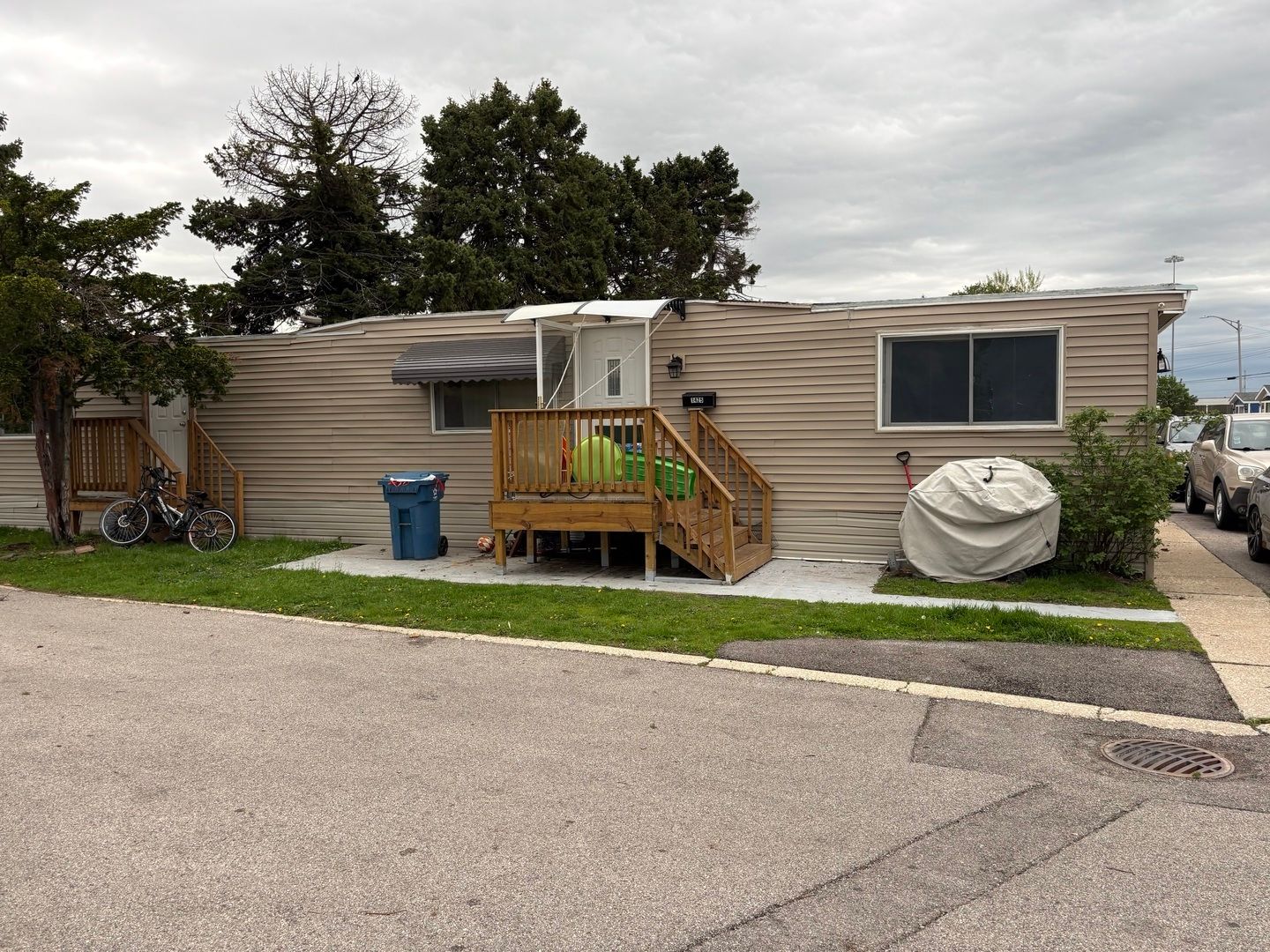 1425 N 43 Avenue — Stone Park, IL 60165