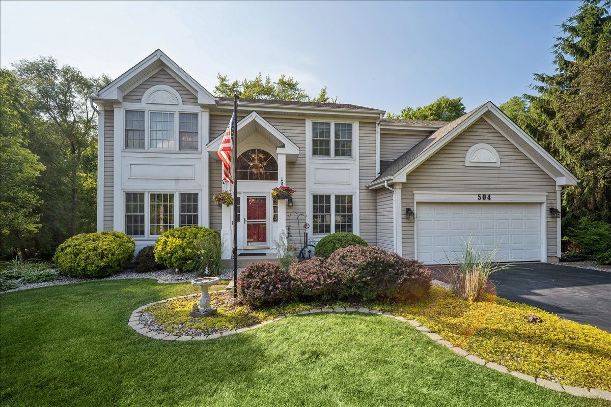 504 Carriage Hill Road — Island Lake, IL 60042