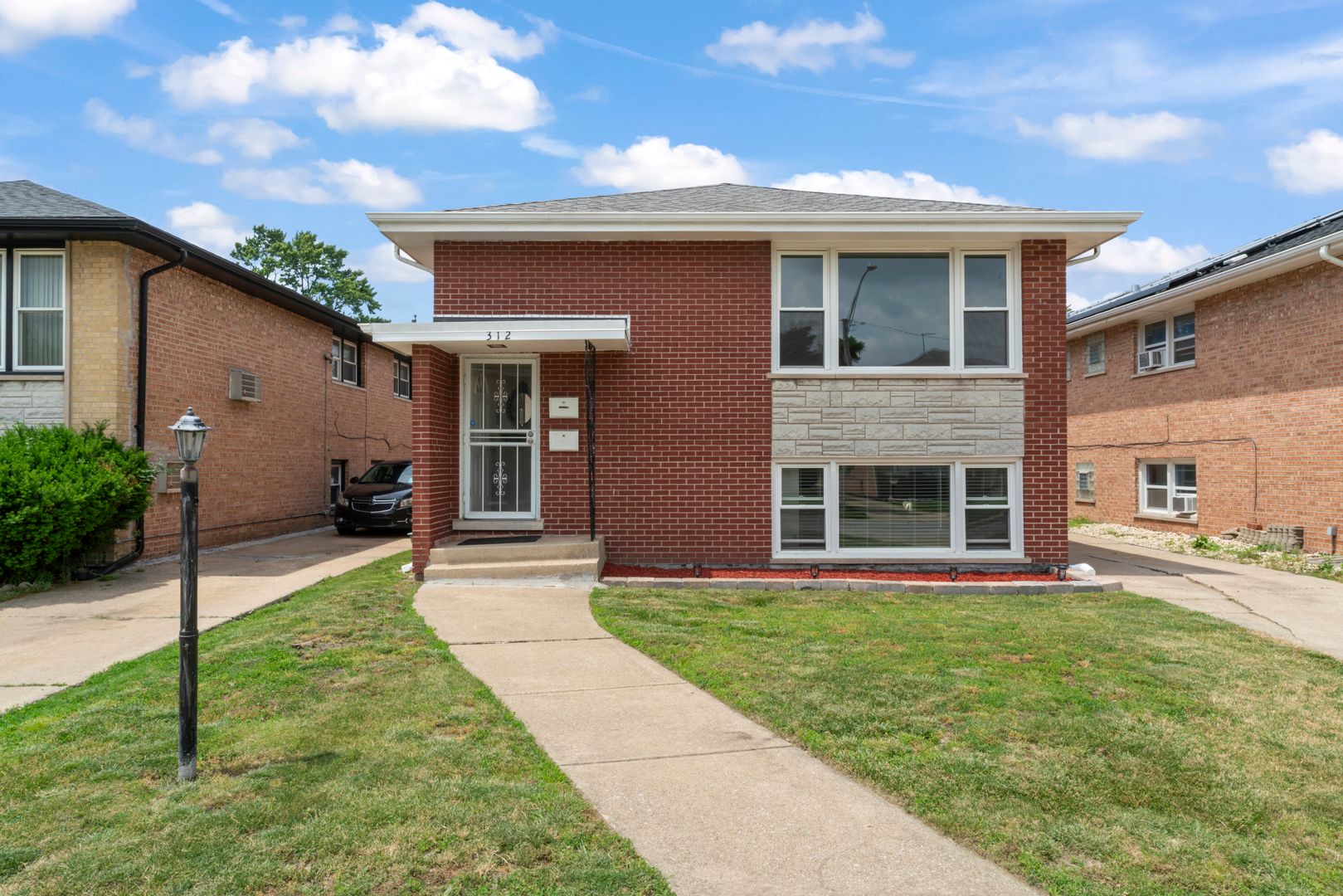312 Luella Avenue — Calumet City, IL 60409