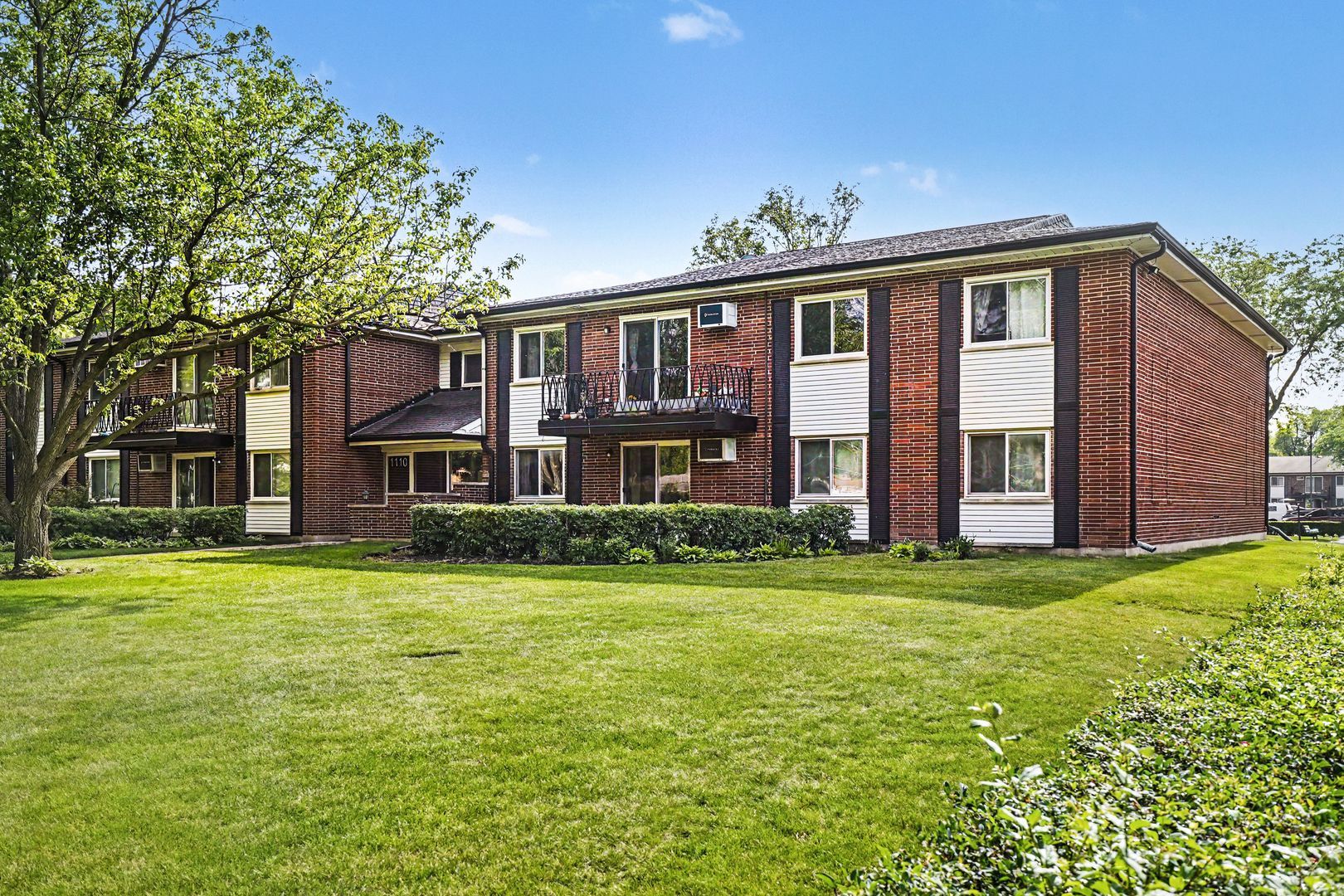 1110 N Dale Avenue #1K — Arlington Heights, IL 60004