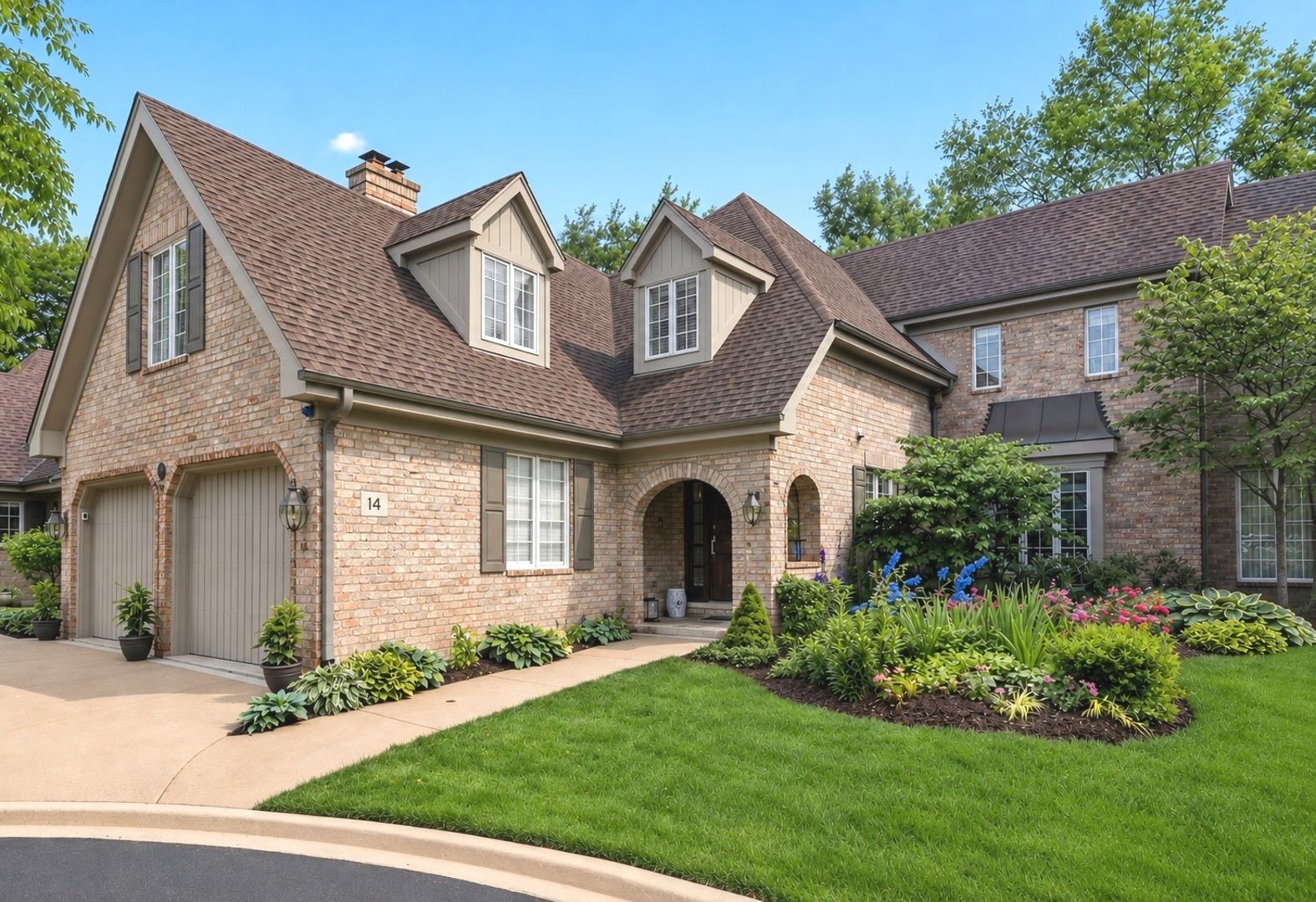 14 Tartan Ridge Road — Burr Ridge, IL 60527