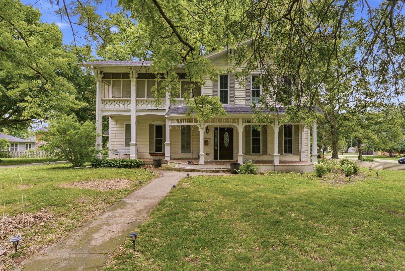708 S College Avenue — Aledo, IL 61231