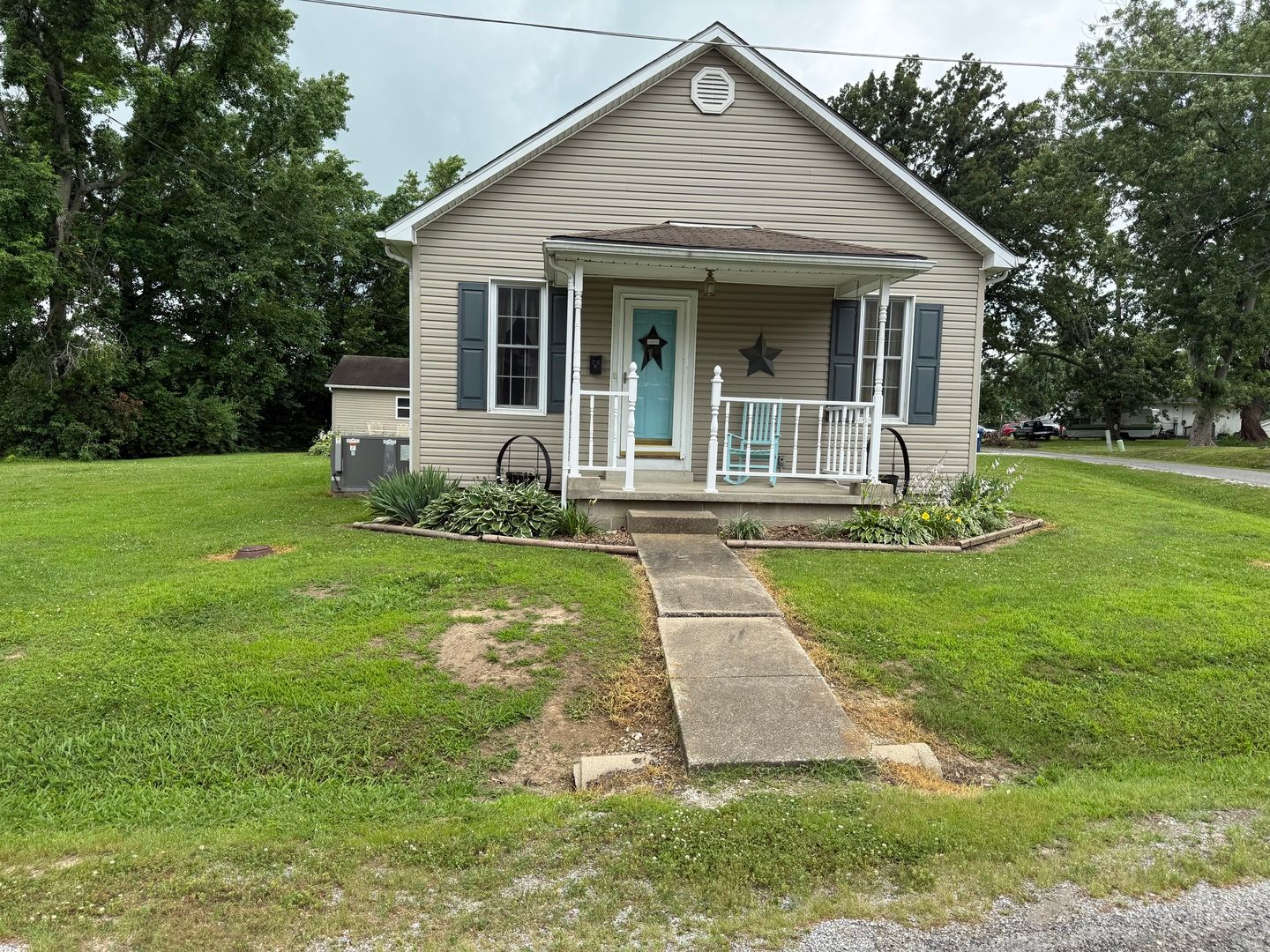 78 Academy Street — Eldorado, IL 62930