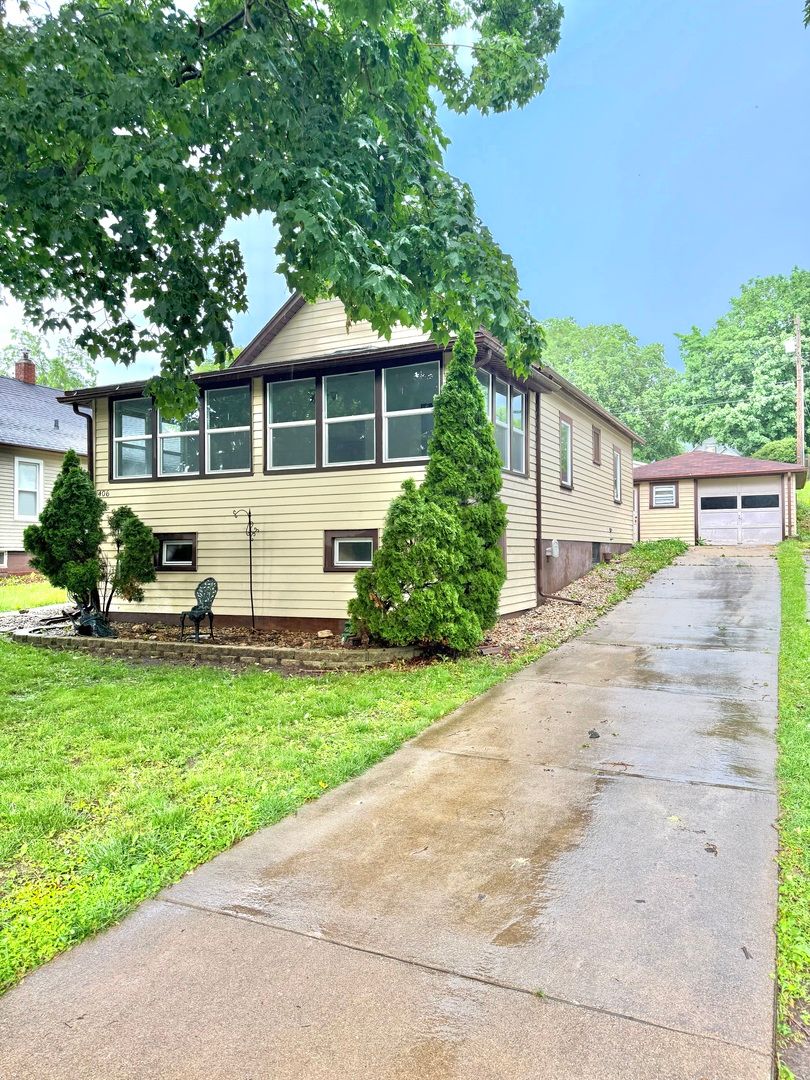 406 E Saint Paul Street — Spring Valley, IL 61362
