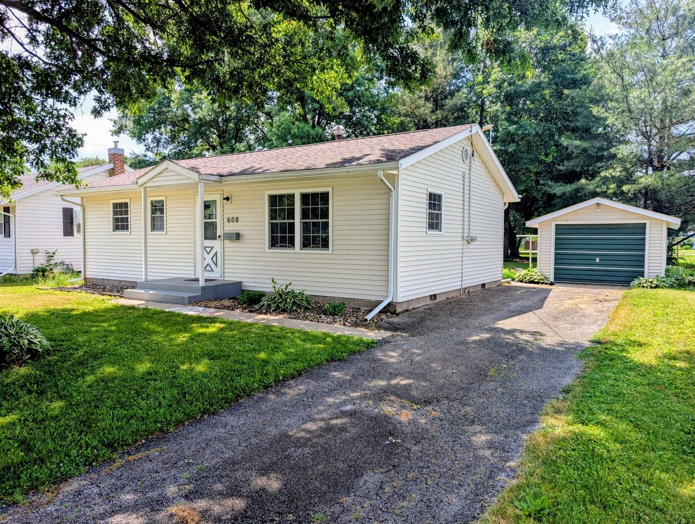 608 NW 3rd Street — Aledo, IL 61231
