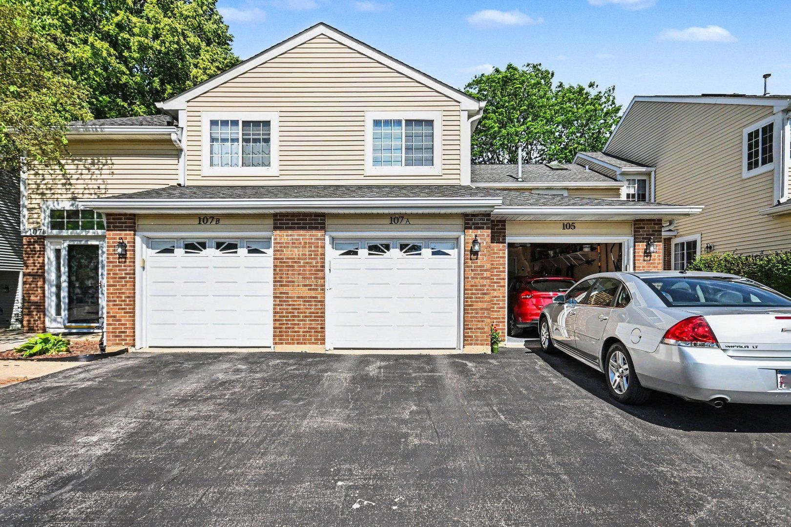 107 Winchester Drive #A — Streamwood, IL 60107