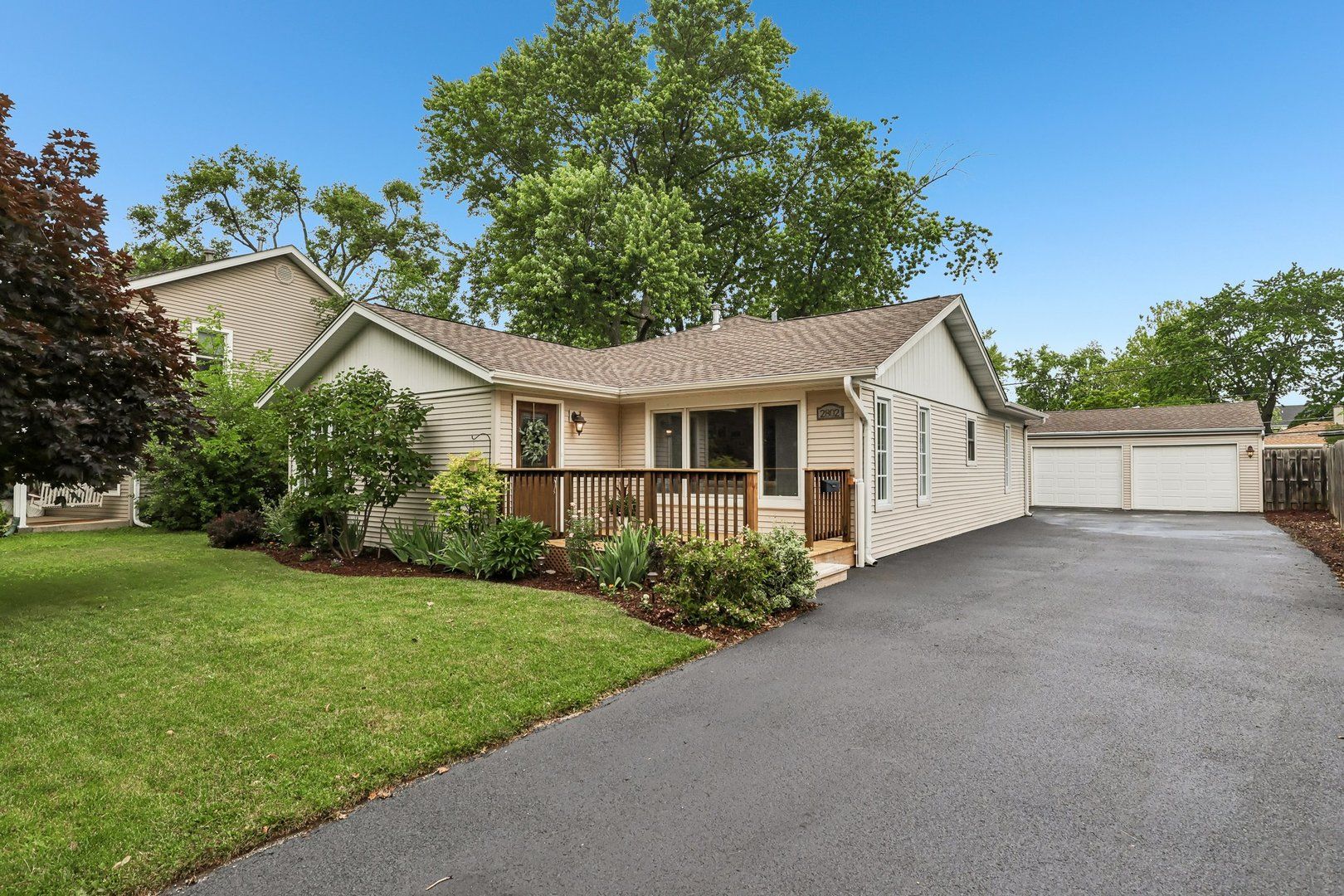 2802 Hawk Lane — Rolling Meadows, IL 60008