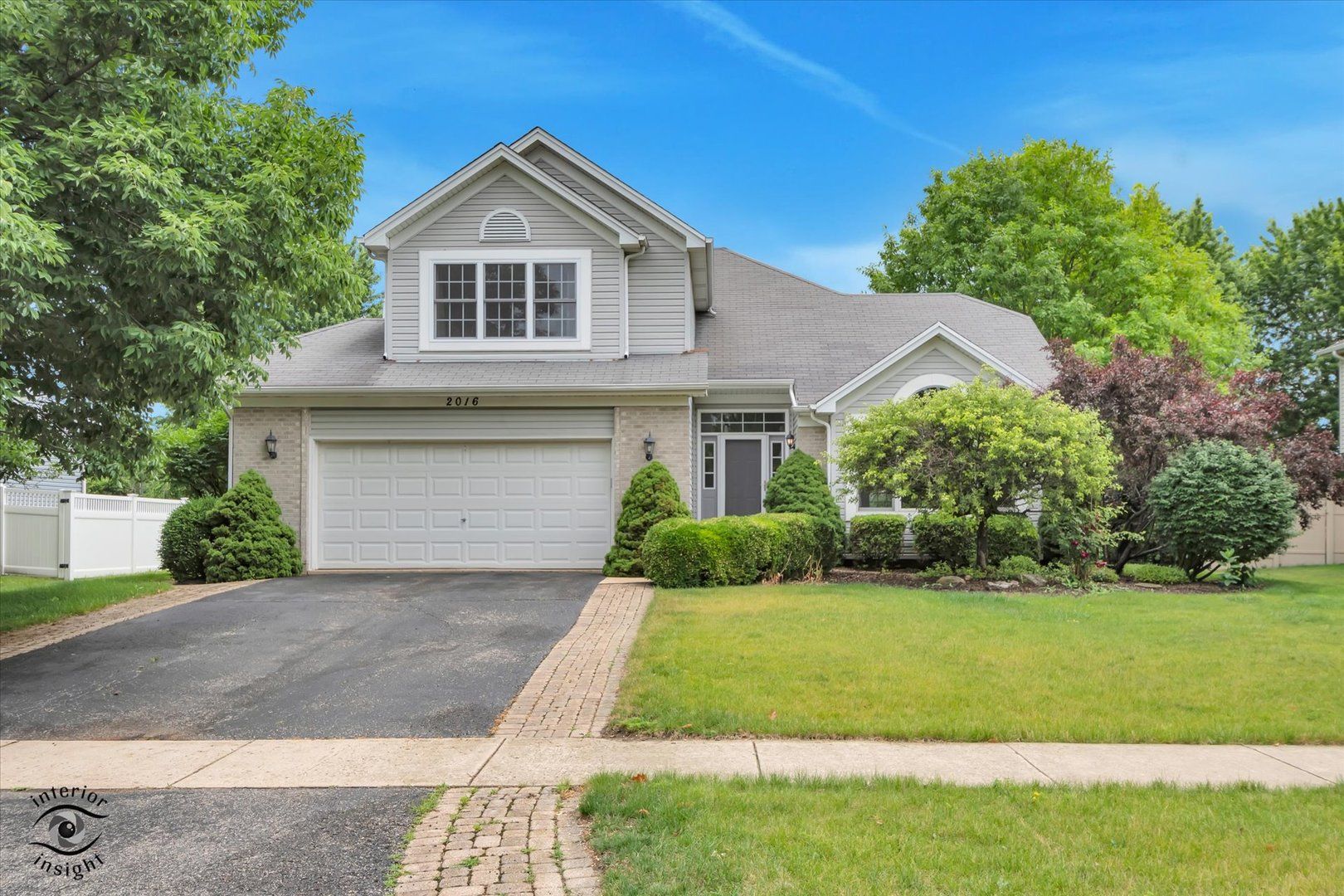 2016 Saint Andrews Drive — Plainfield, IL 60586