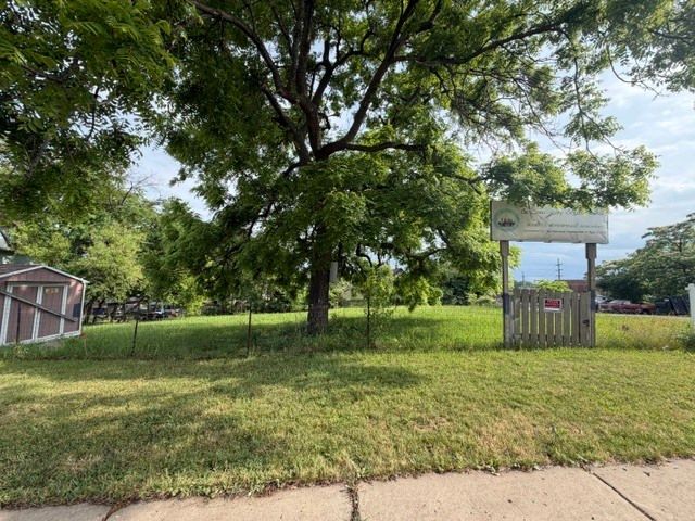 Lot 3 Russell Street — Elgin, IL 60120