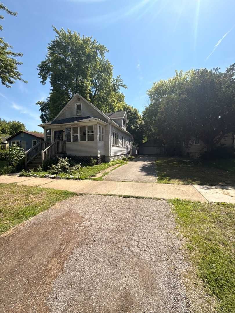 13921 S Atlantic Avenue — Riverdale, IL 60827