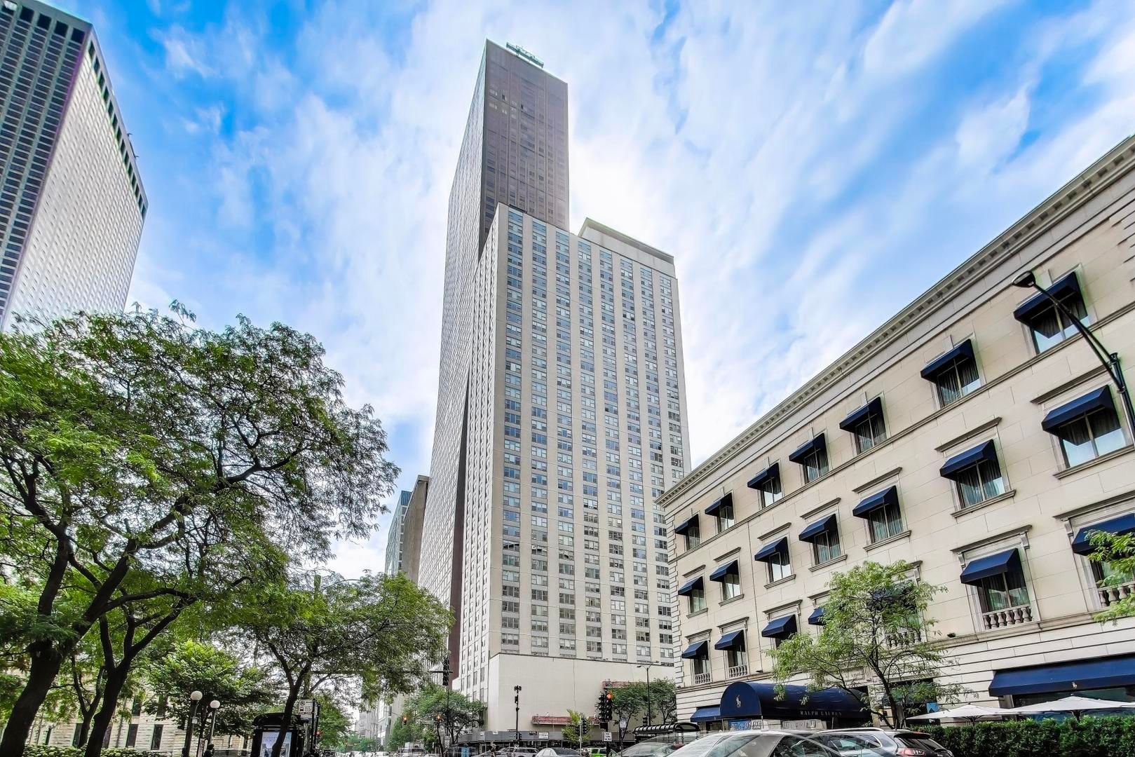 777 N Michigan Avenue #3406 — Chicago, IL 60611