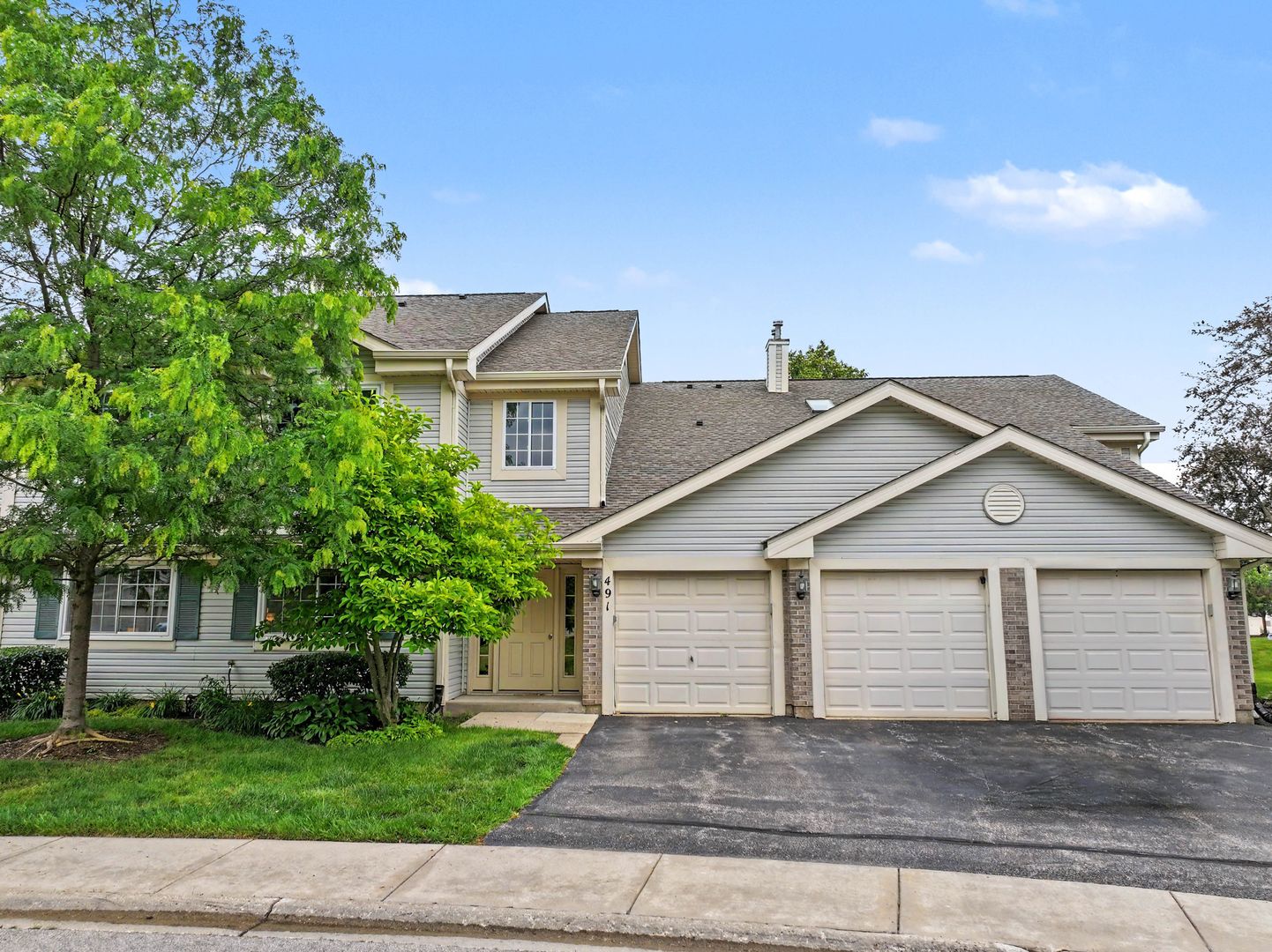 491 E Fawn Lane #A — Palatine, IL 60074