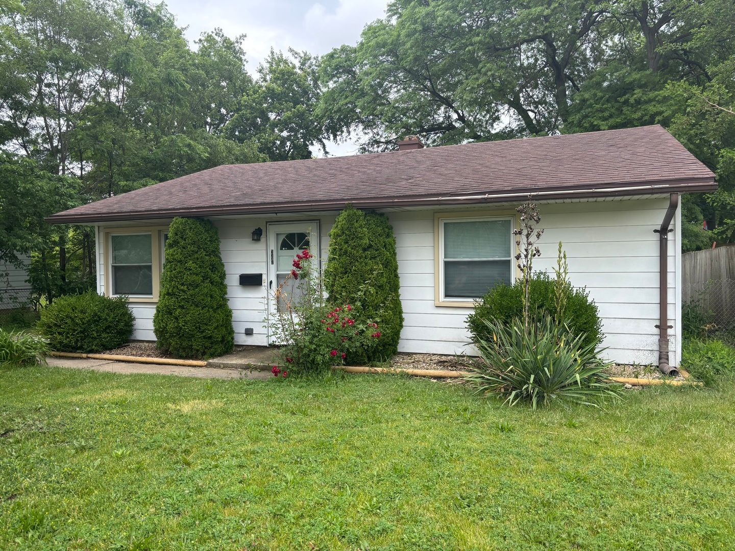 347 Tiverton Lane — Steger, IL 60475
