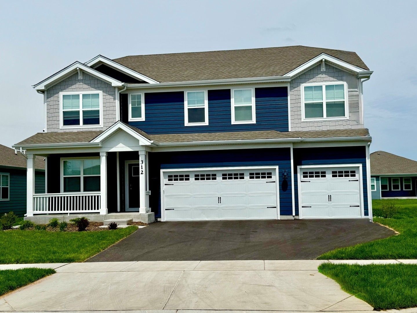 280 Snowdrop Lane — Elgin, IL 60124