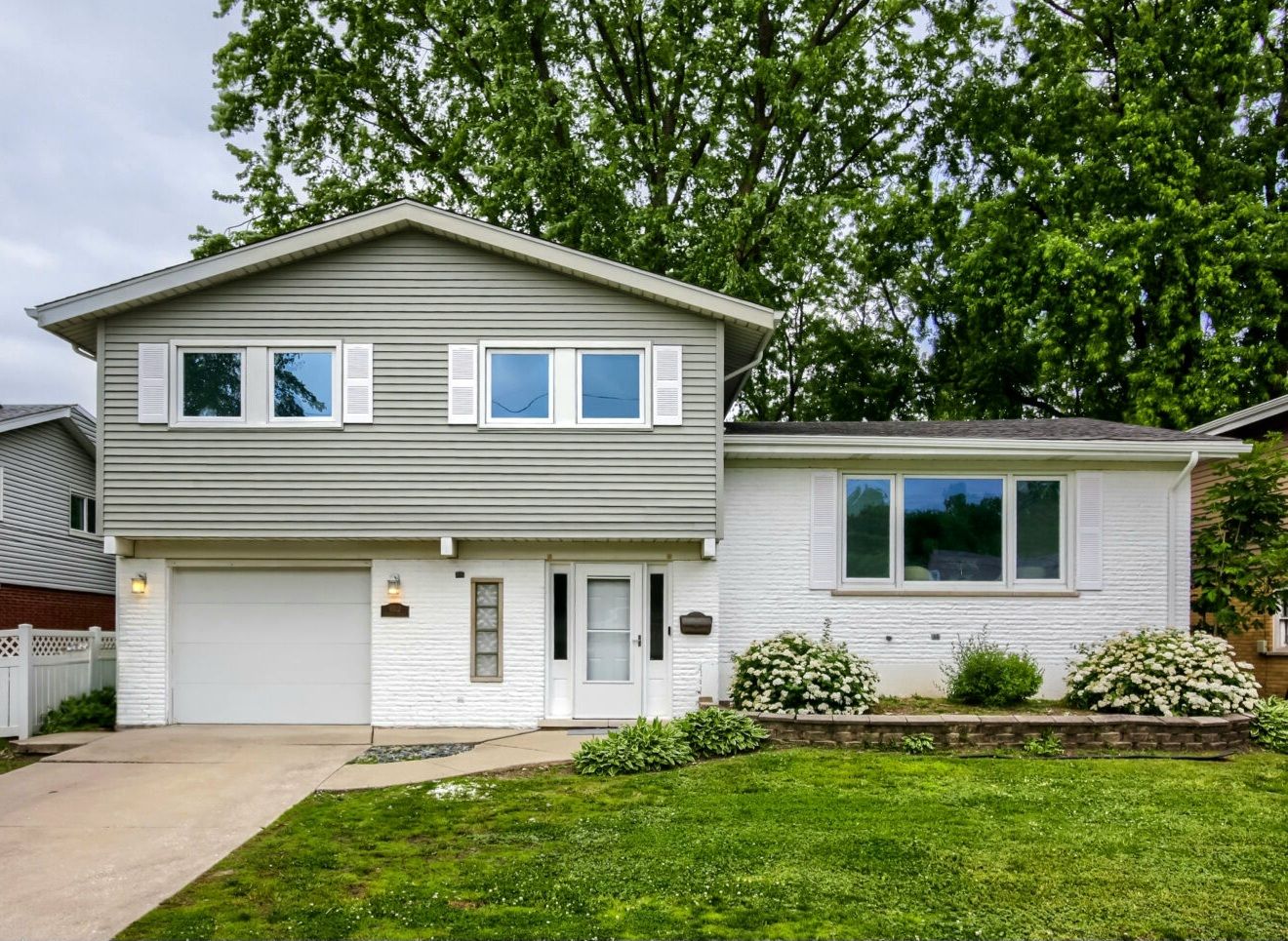 10112 S Kostner Avenue — Oak Lawn, IL 60453