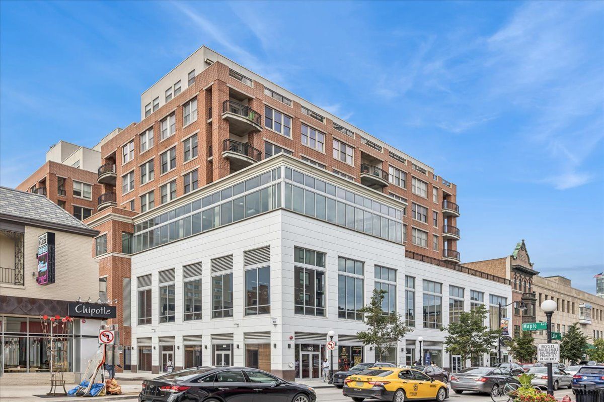 1124 LAKE Street #503 — Oak Park, IL 60301