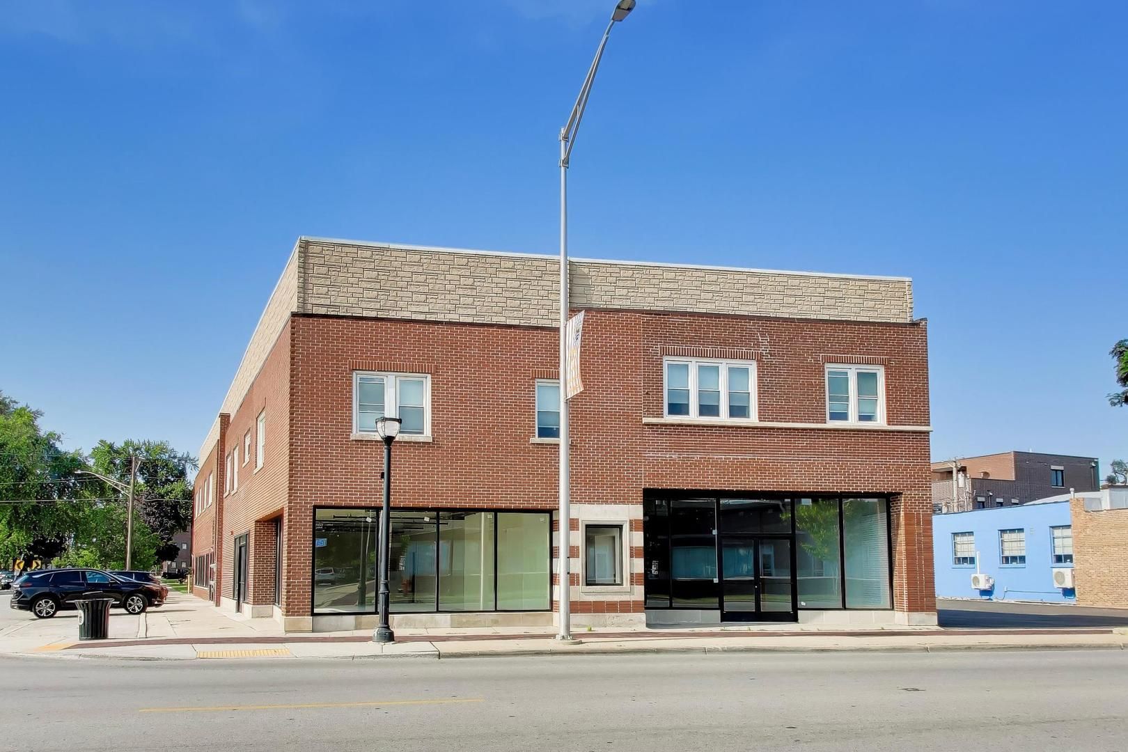 8324 Grand Avenue — River Grove, IL 60171