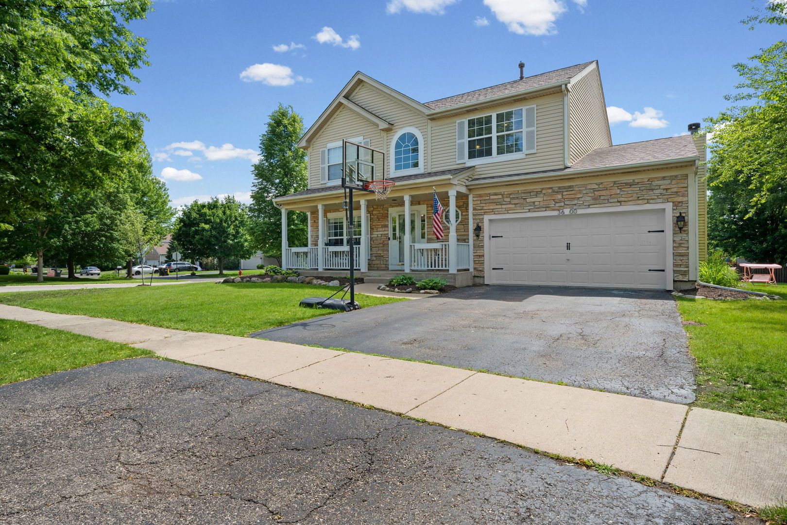 3600 Chadwick Lane — Lake In The Hills, IL 60156