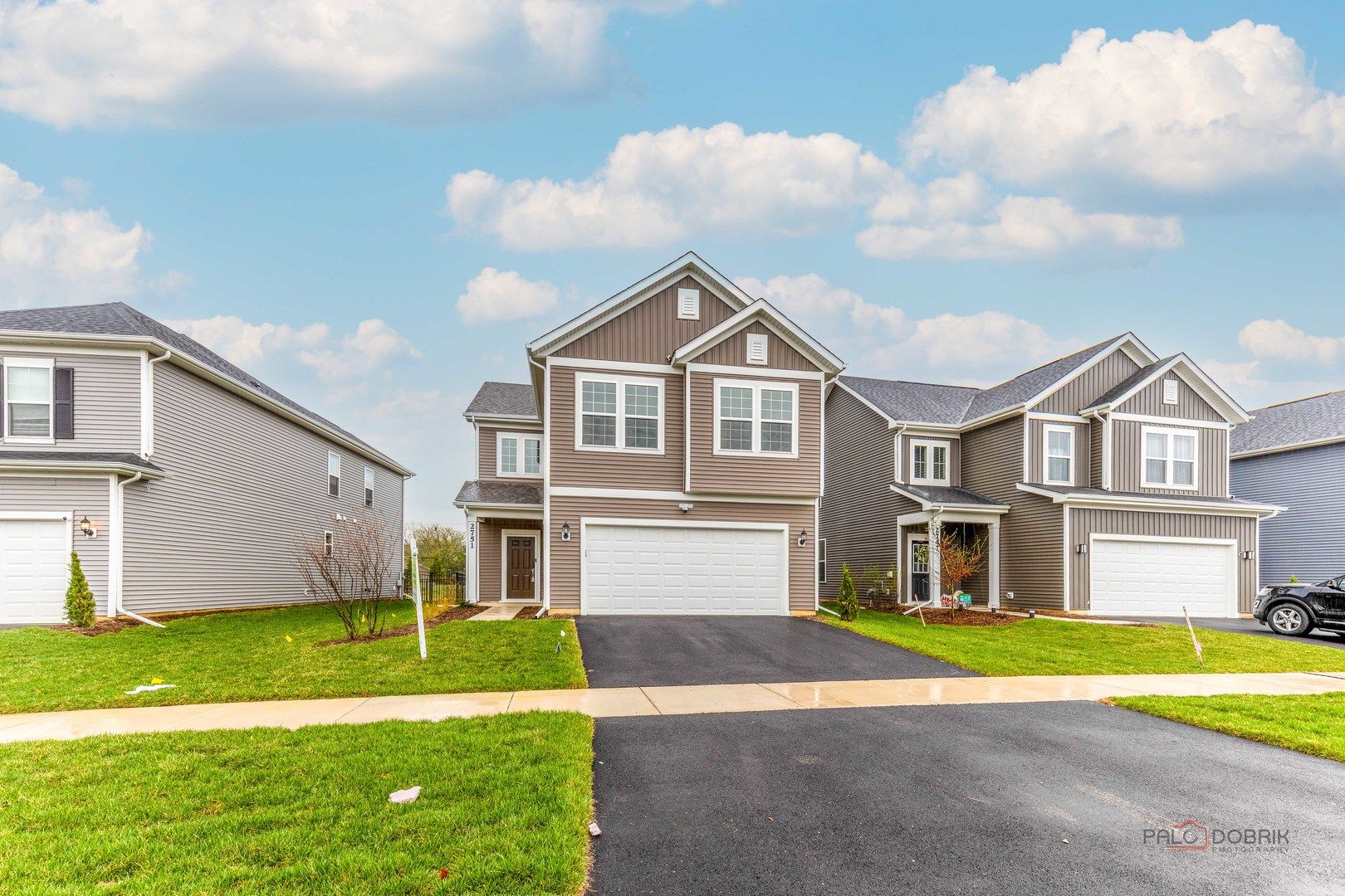 2751 Lawlor Lane — Naperville, IL 60564
