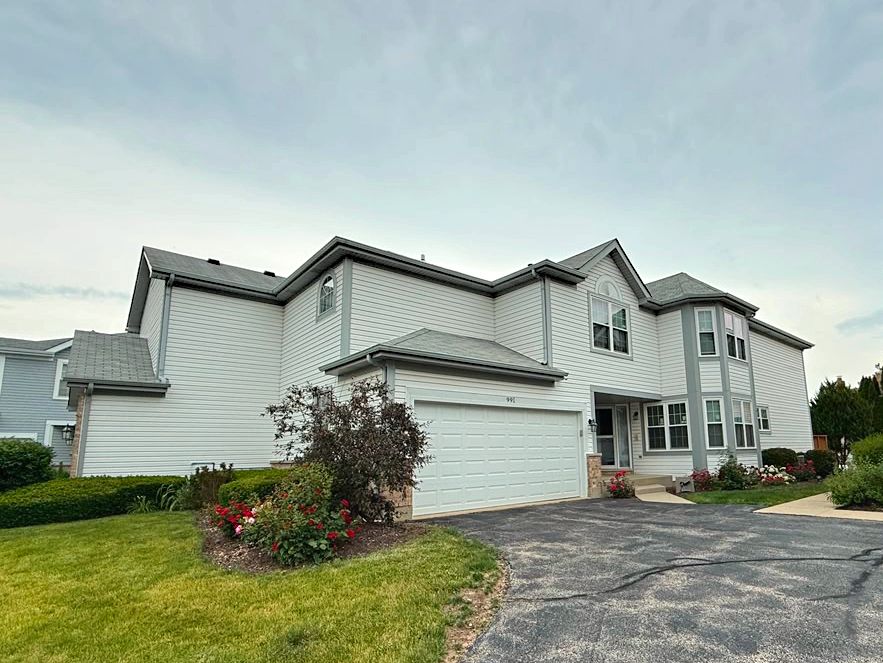 991 SWEETFLOWER Drive — Hoffman Estates, IL 60169