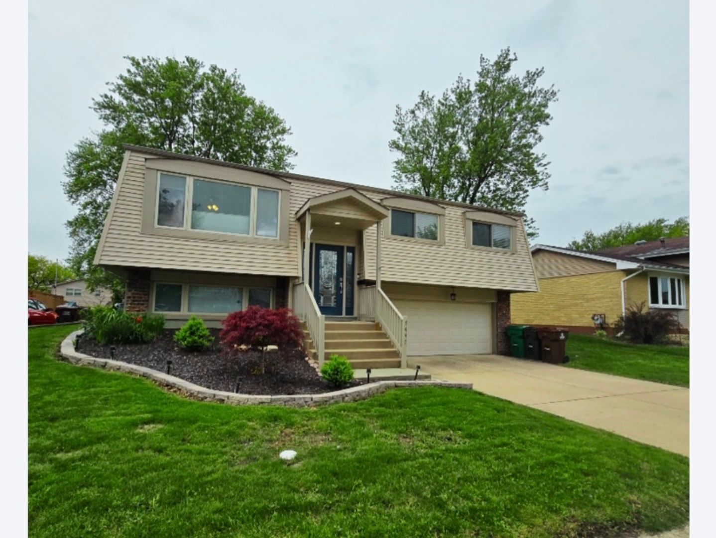 7447 160th Place — Tinley Park, IL 60477