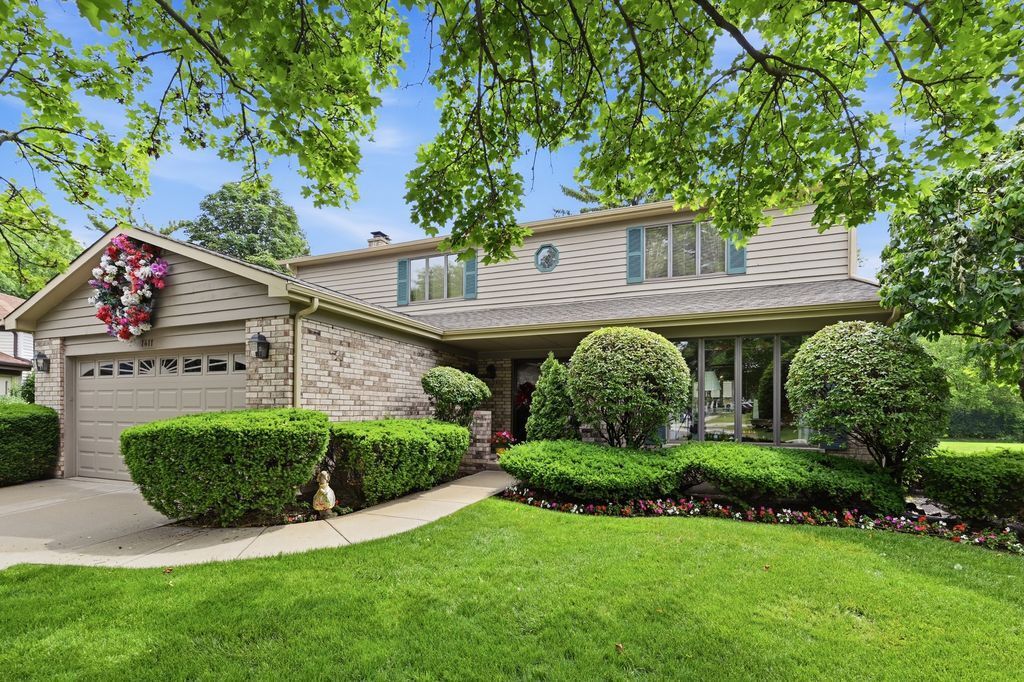 1411 W Allison Court — Arlington Heights, IL 60005