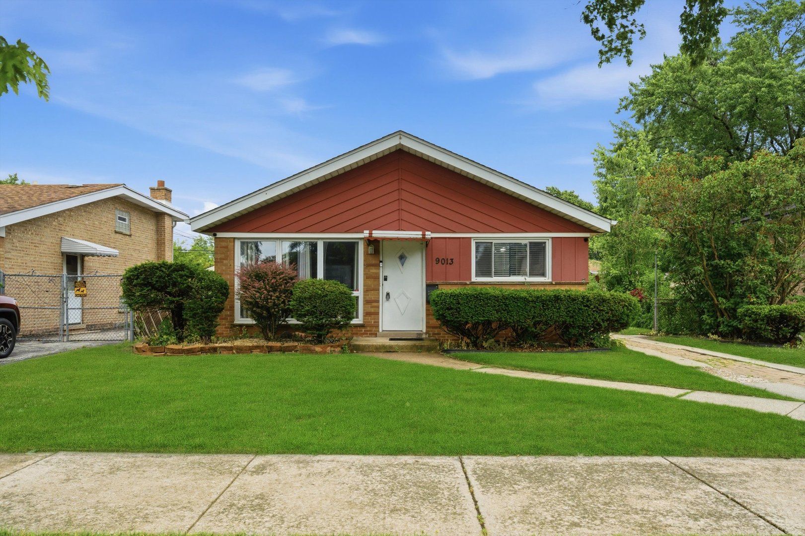 9013 S 49th Court — Oak Lawn, IL 60453