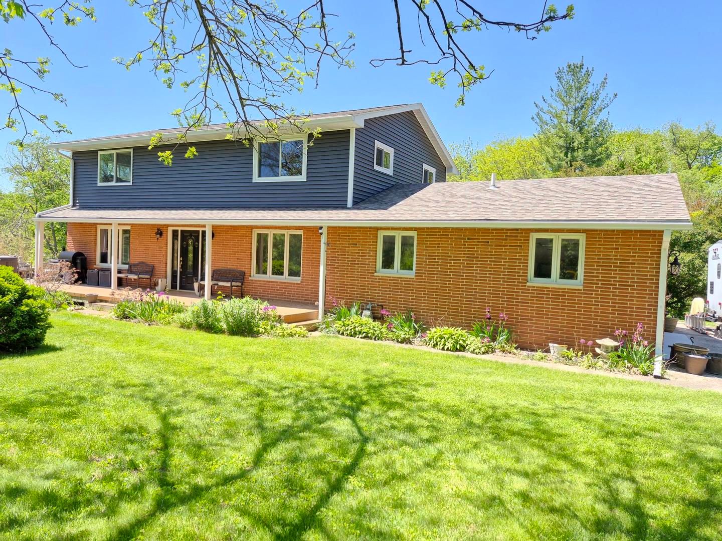 112 Valley View Road — Galesburg, IL 61401