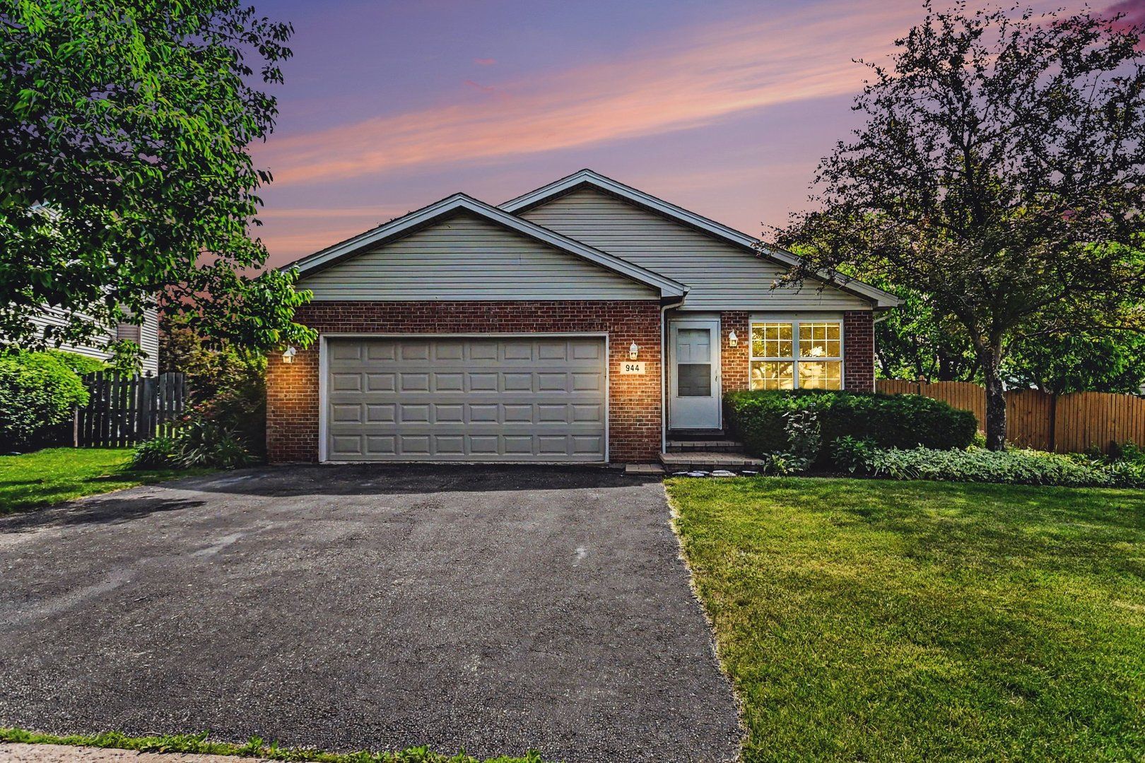 944 Premrose Court — Romeoville, IL 60446