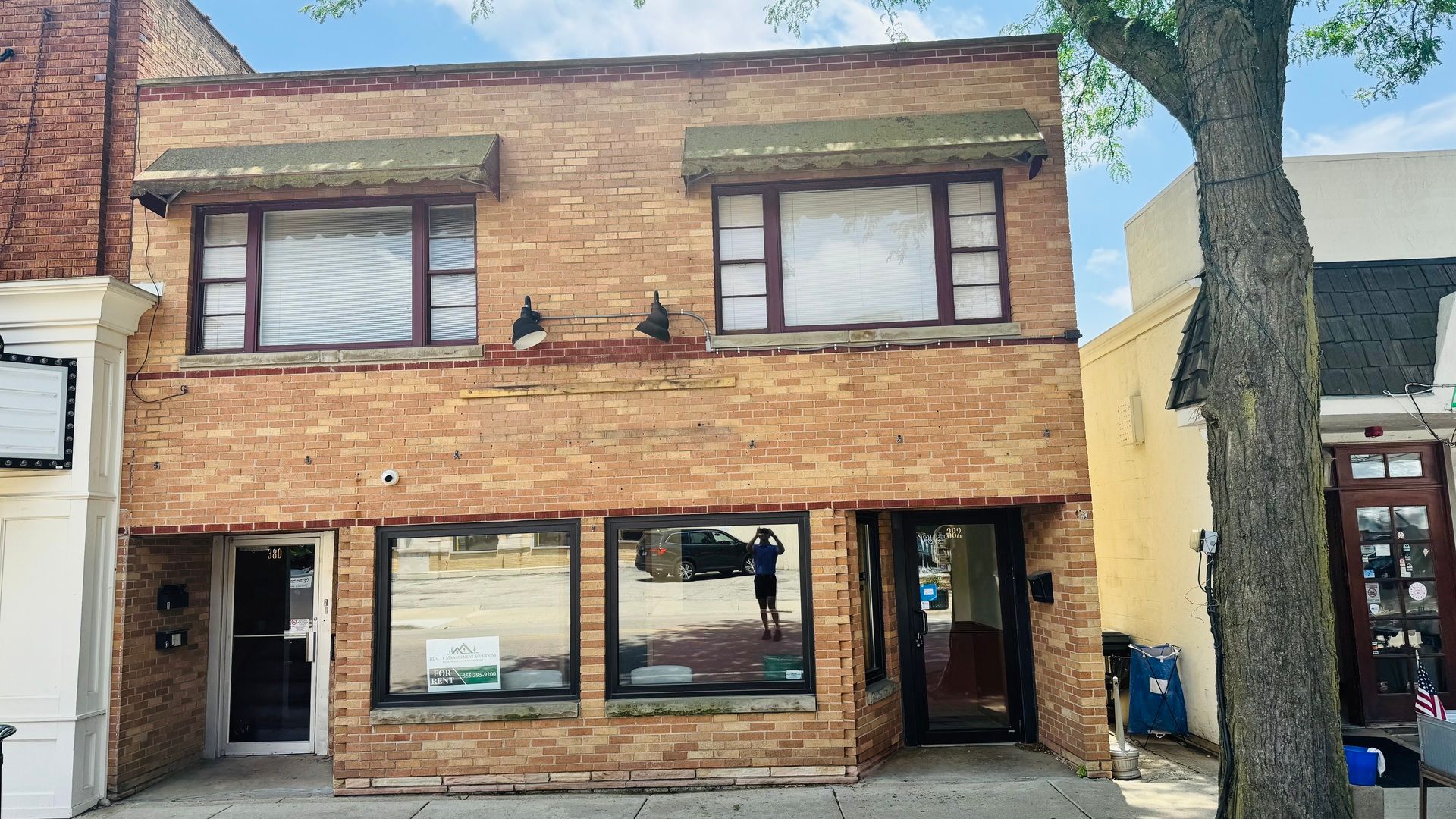 382 Lake Street — Antioch, IL 60002