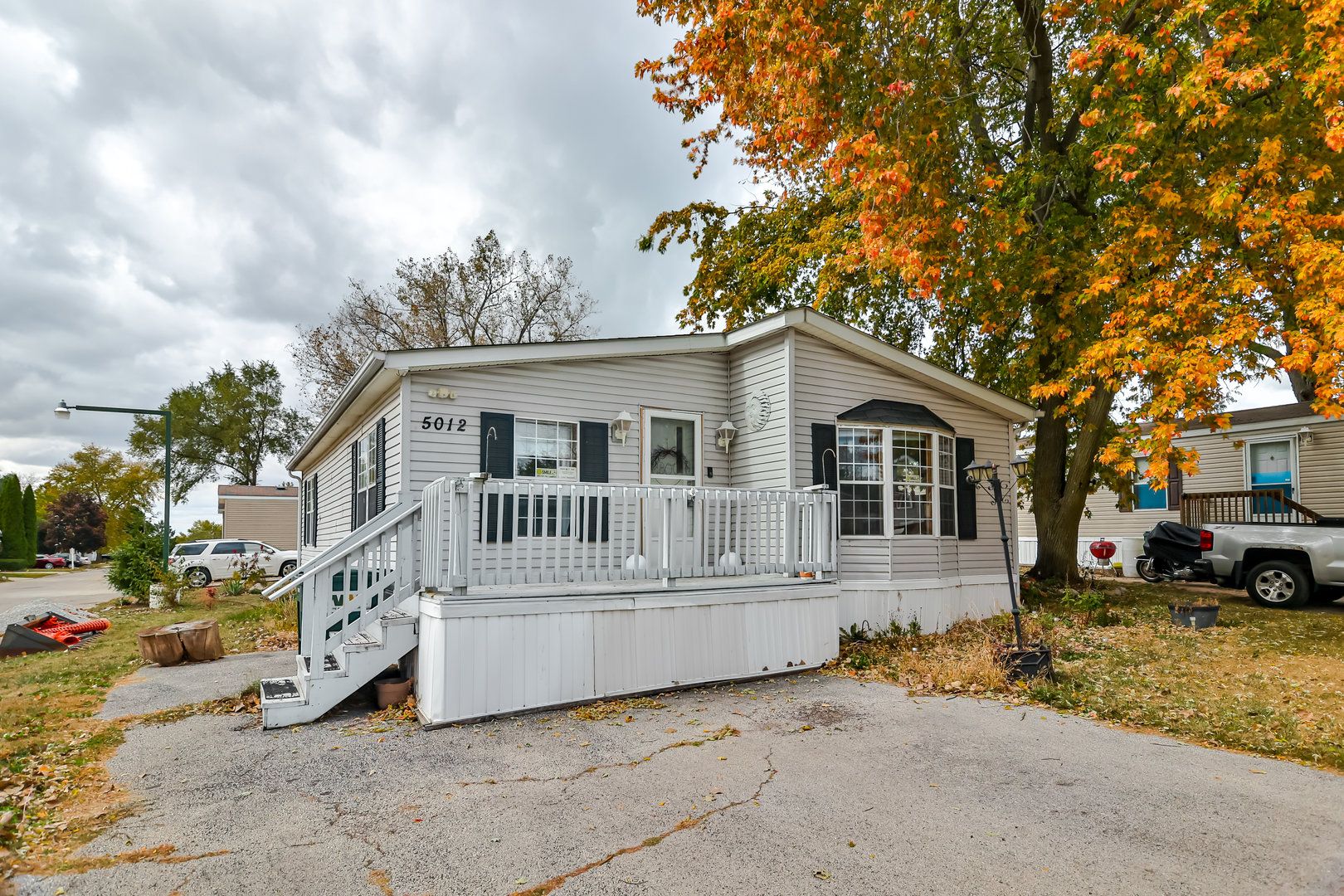 5012 SANDSTONE Drive — Loves Park, IL 61111