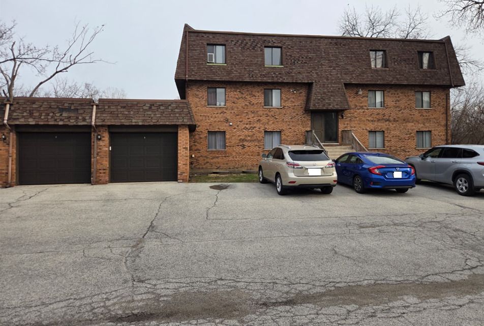 3360 184th Street #1E — Homewood, IL 60430