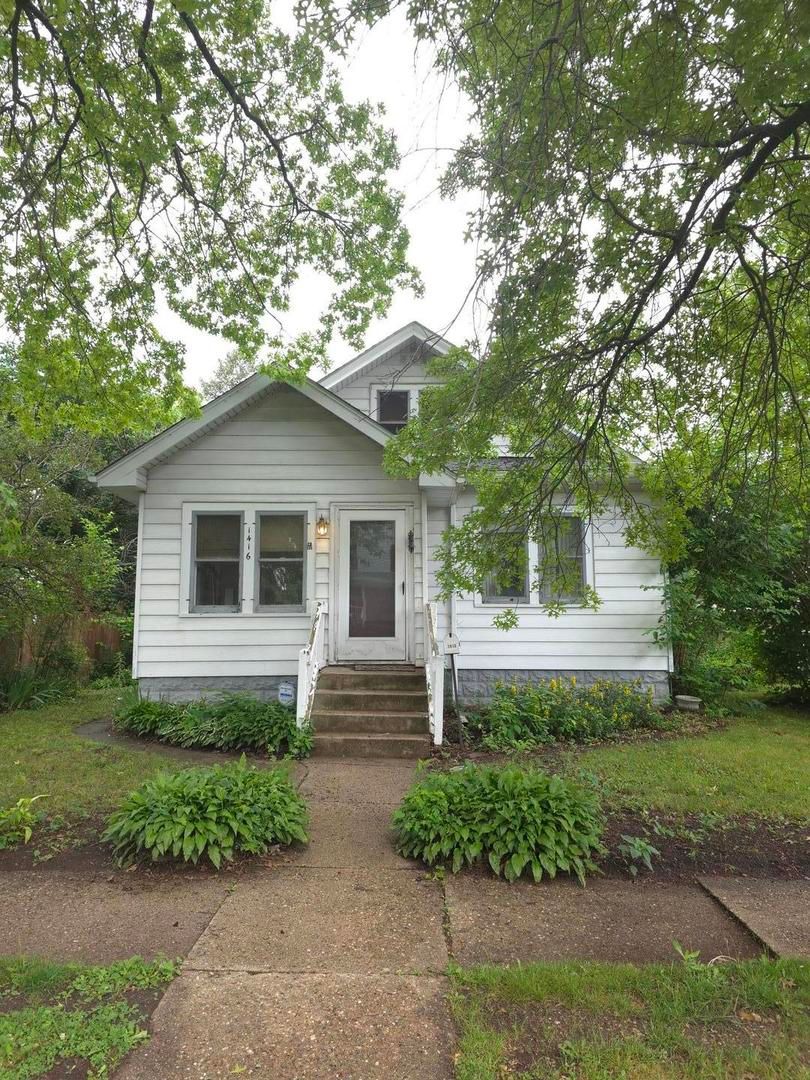 1416 N Court Street — Rockford, IL 61103