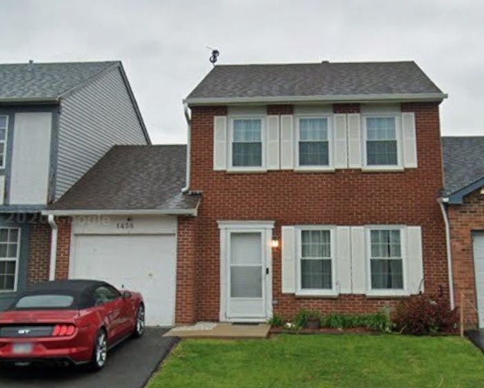 1458 OXFORD Street #1458 — Carol Stream, IL 60188