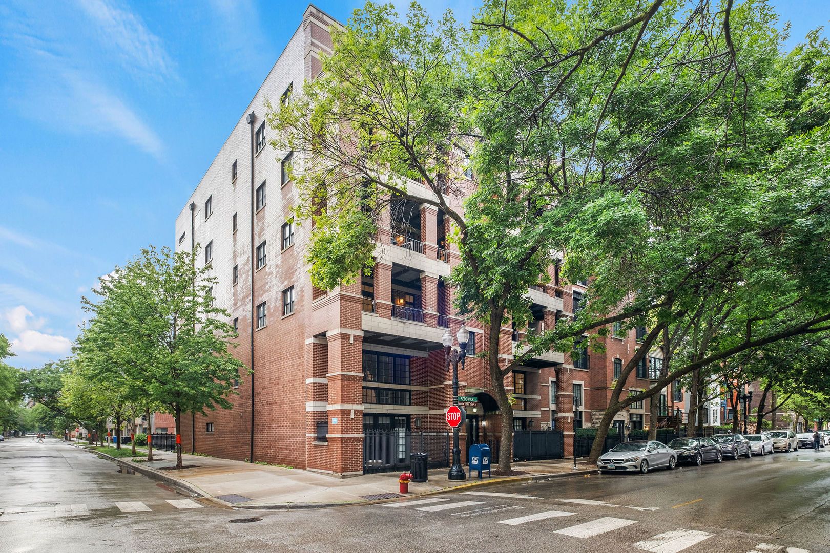 1502 N Sedgwick Street #3S — Chicago, IL 60610