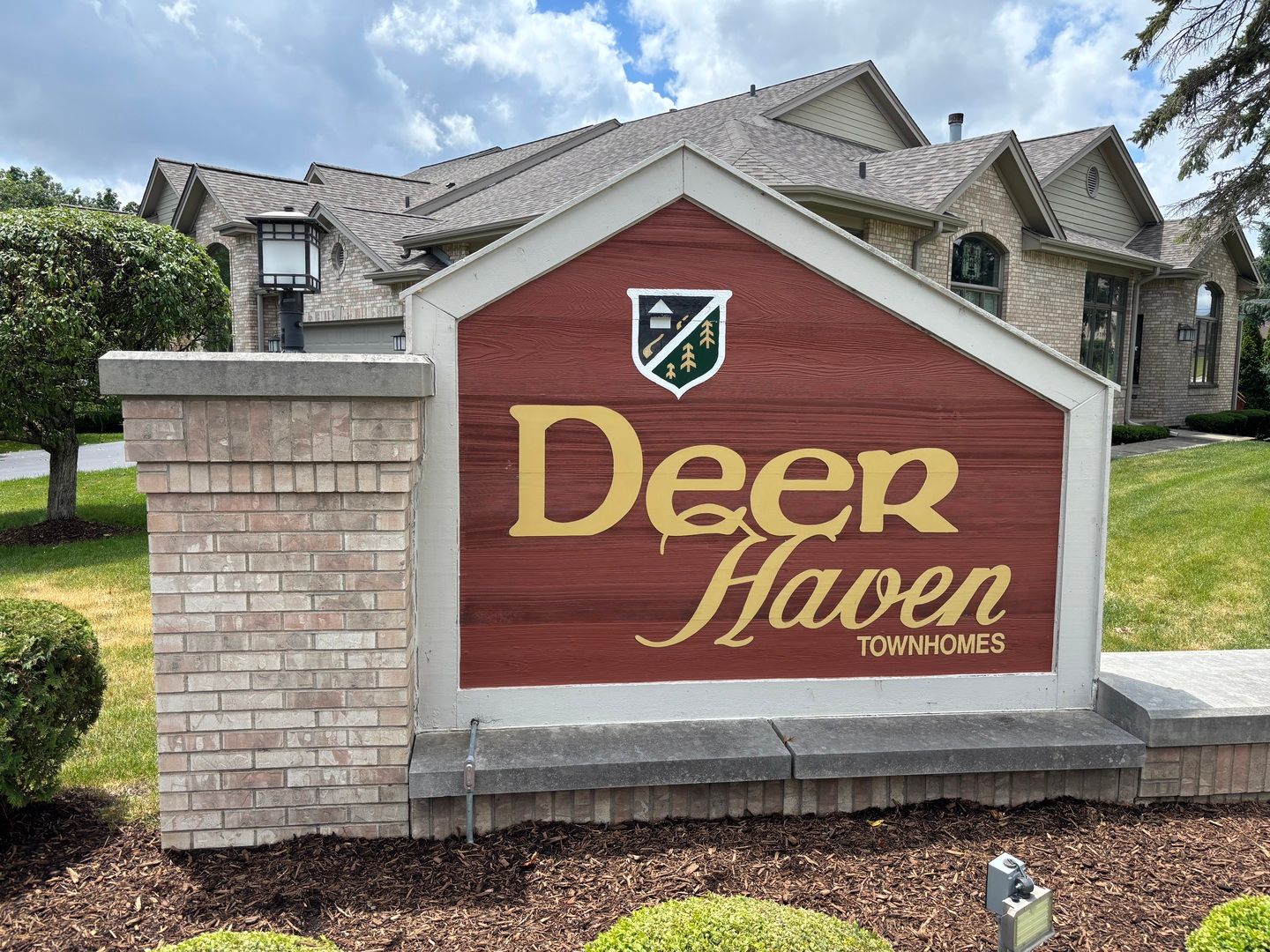 114 Deer Haven Court — Crete, IL 60417