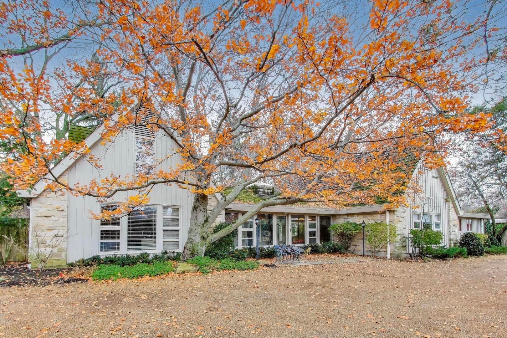 42 Woodley Road — Winnetka, IL 60093