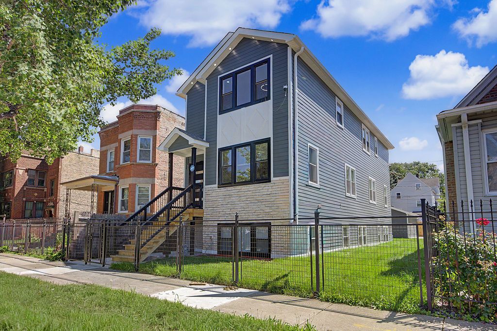 923 N MASSASOIT Avenue — Chicago, IL 60651