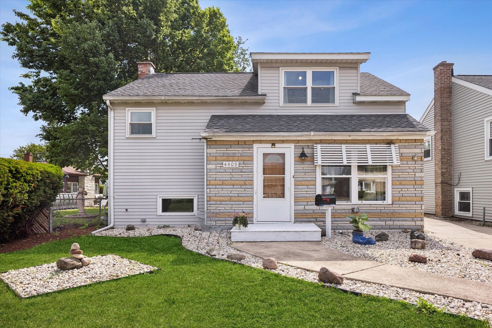 4409 Center Avenue — Lyons, IL 60534
