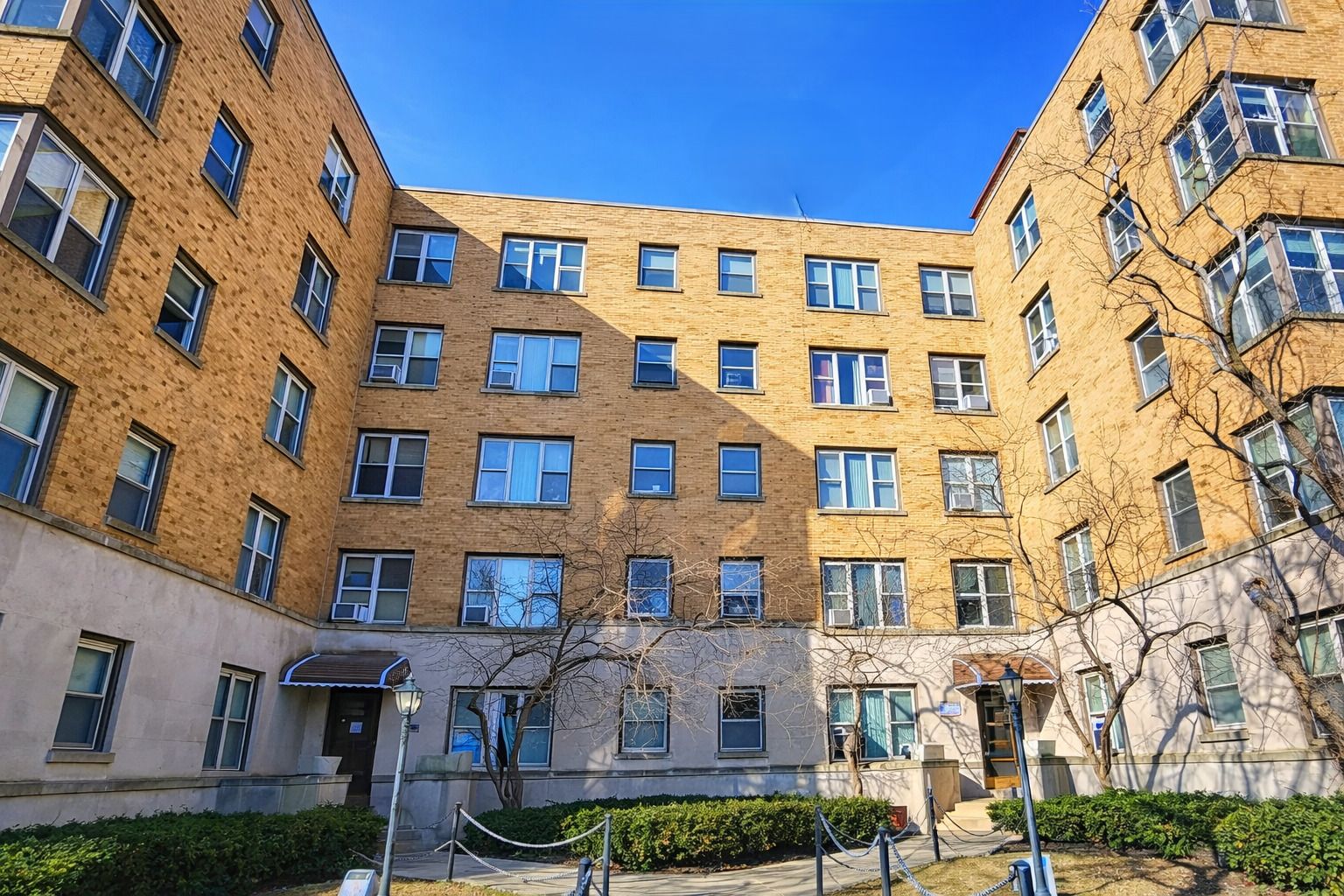 2606 W Balmoral Avenue #311 — Chicago, IL 60625